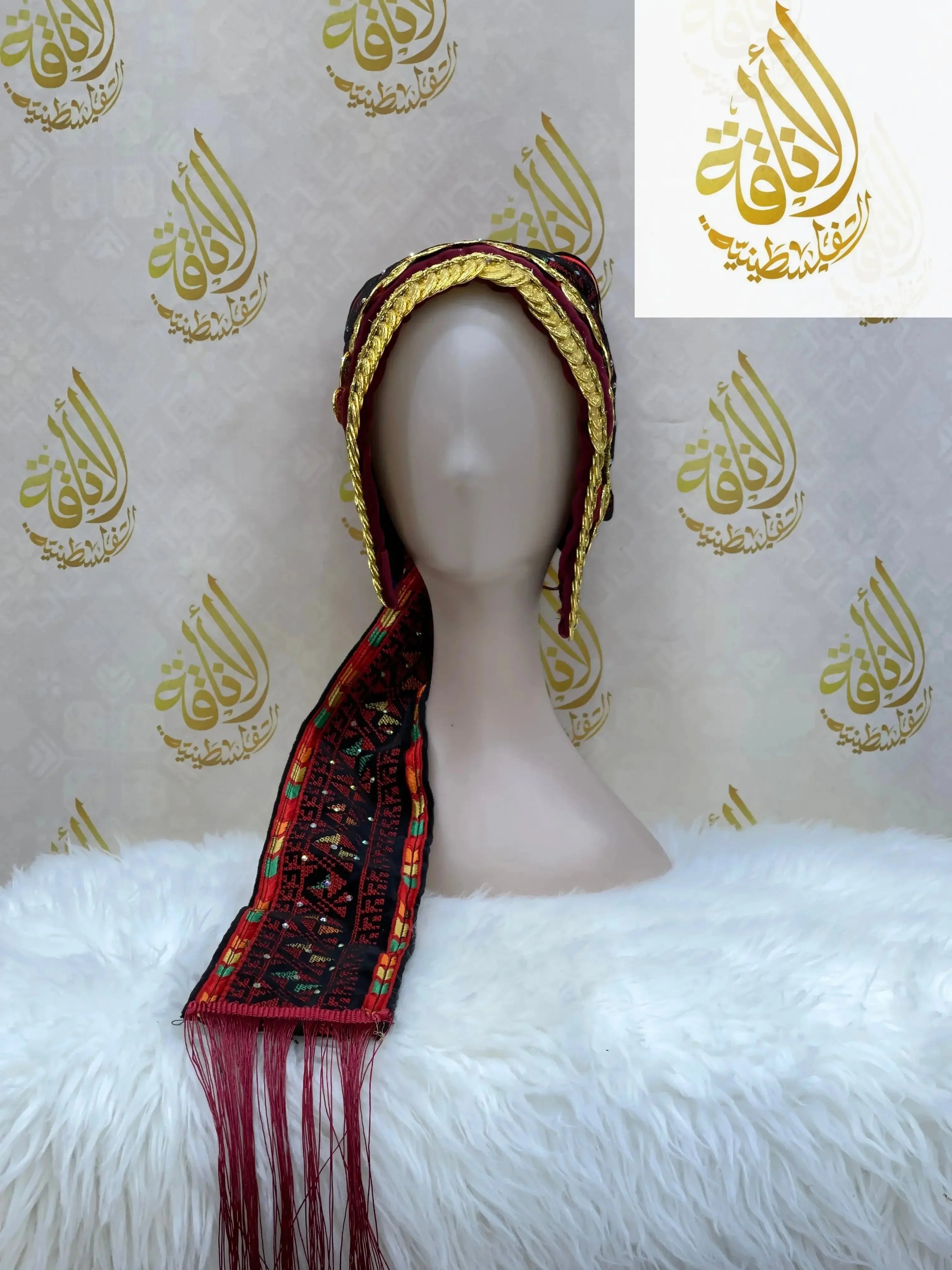 Luxurious Elegance: Awka Gold Liras Collectiong Palestinian Elegance