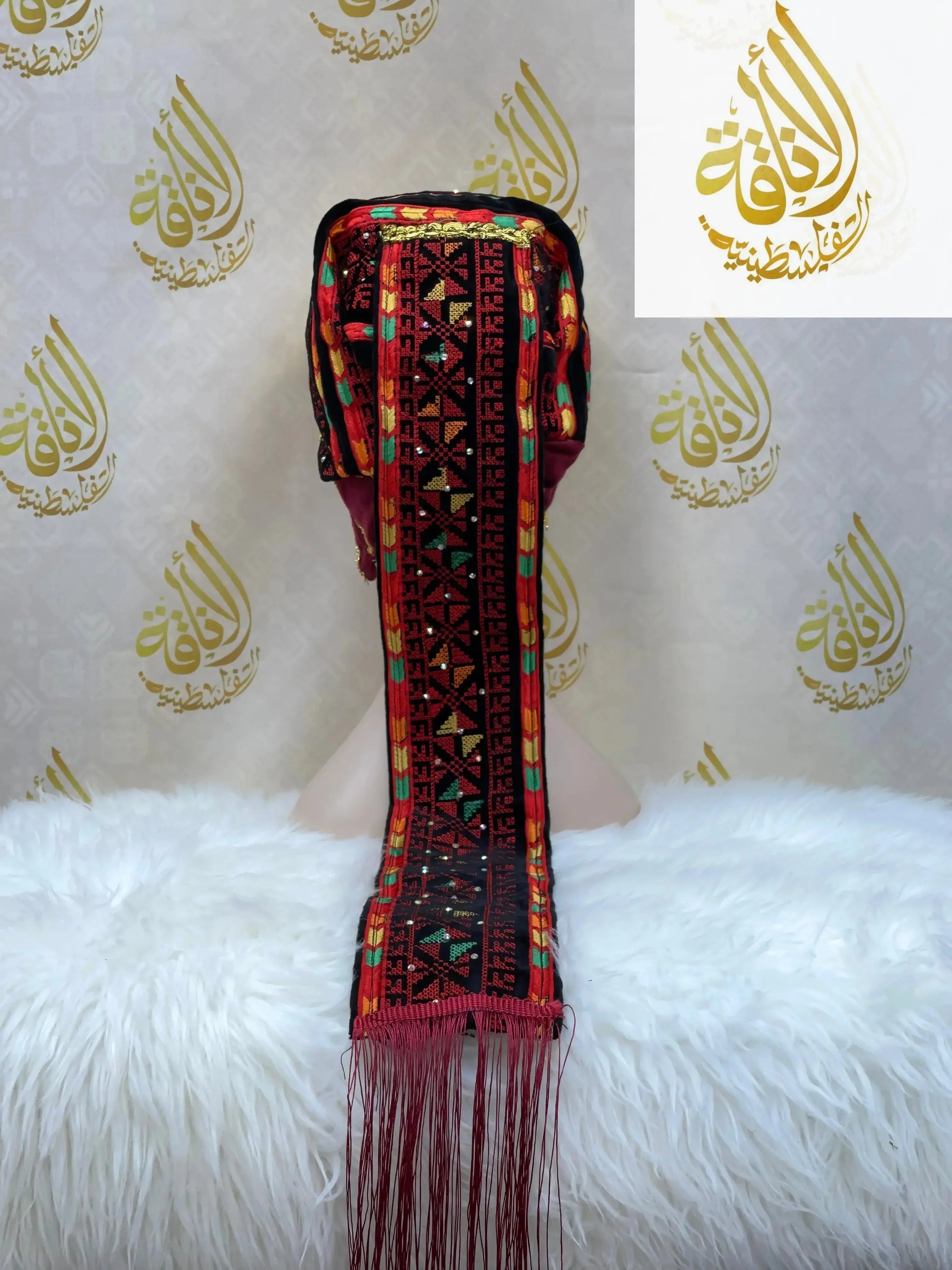 Luxurious Elegance: Awka Gold Liras Collectiong Palestinian Elegance
