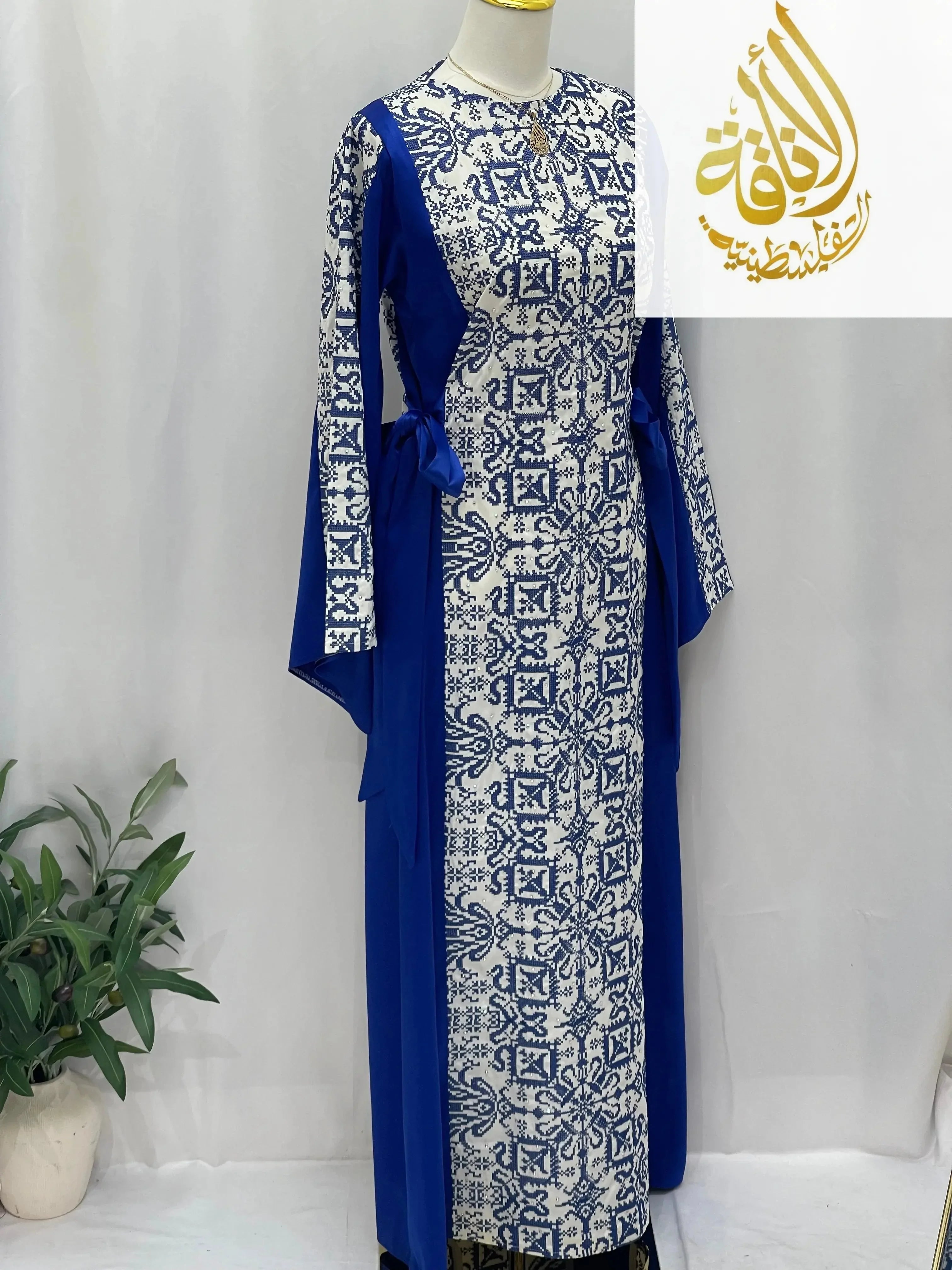 Modern Zahra Embroidered Dress | Modest Palestinian Thobe - Palestinian Elegance