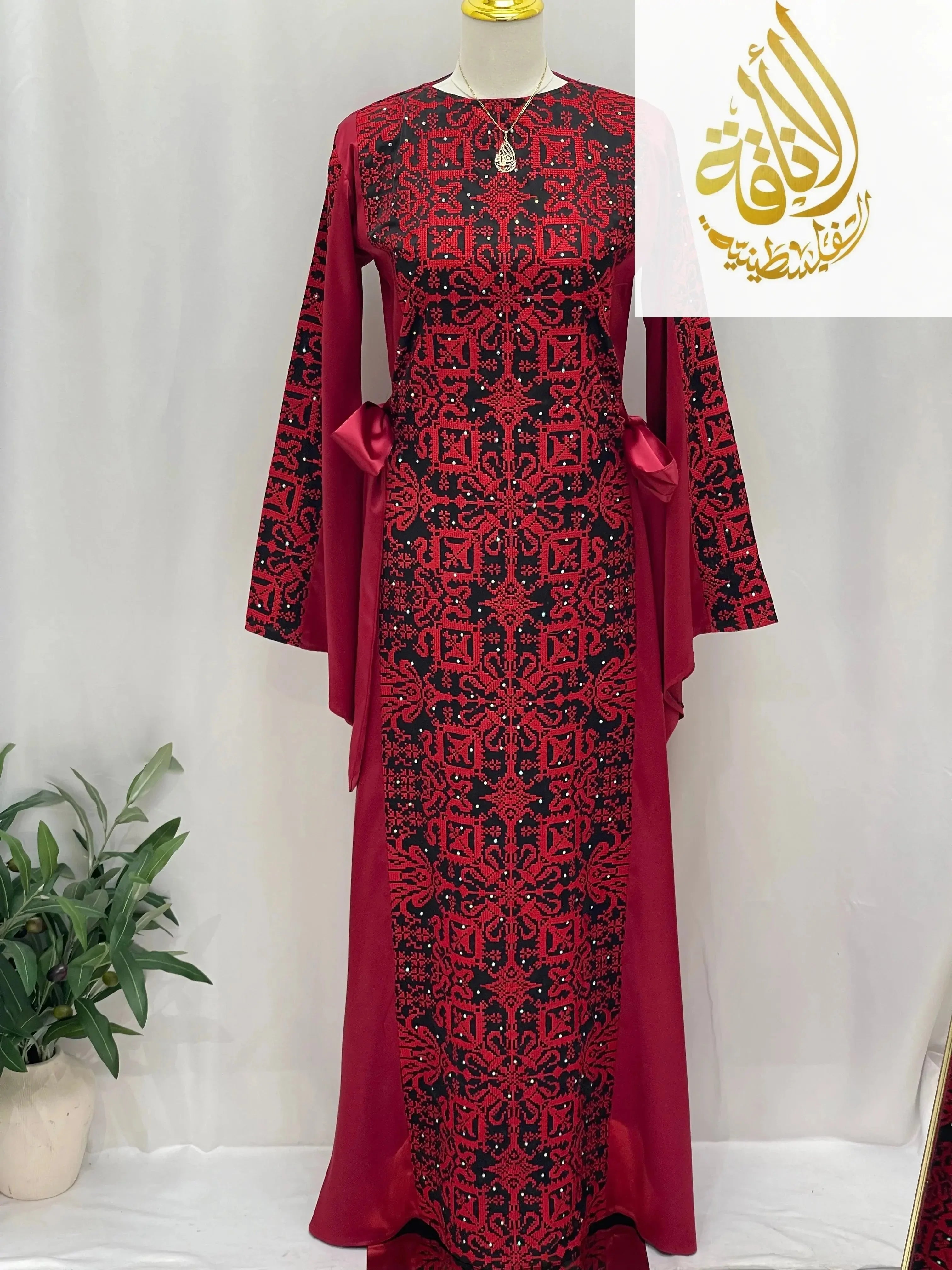 Modern Zahra Embroidered Dress | Modest Palestinian Thobe - Palestinian Elegance