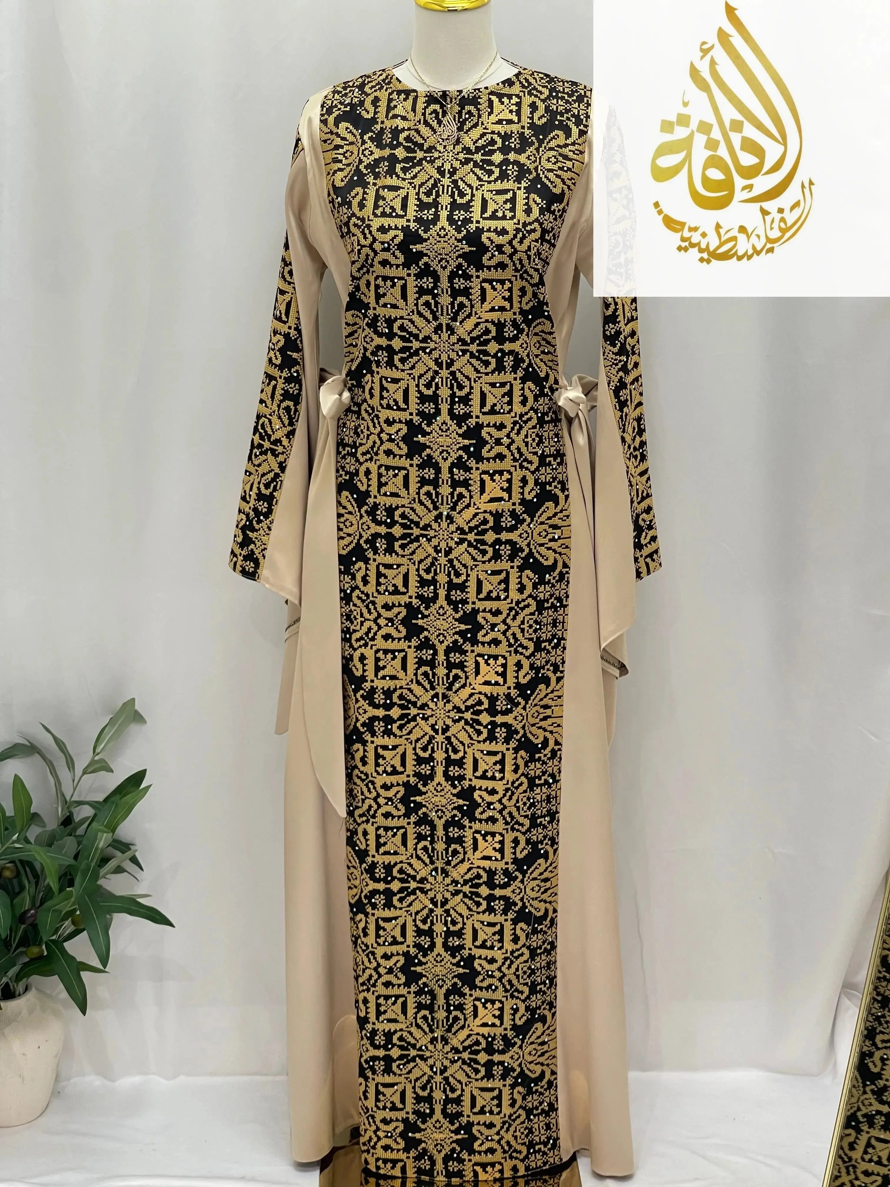 Modern Zahra Embroidered Dress | Modest Palestinian Thobe - Palestinian Elegance
