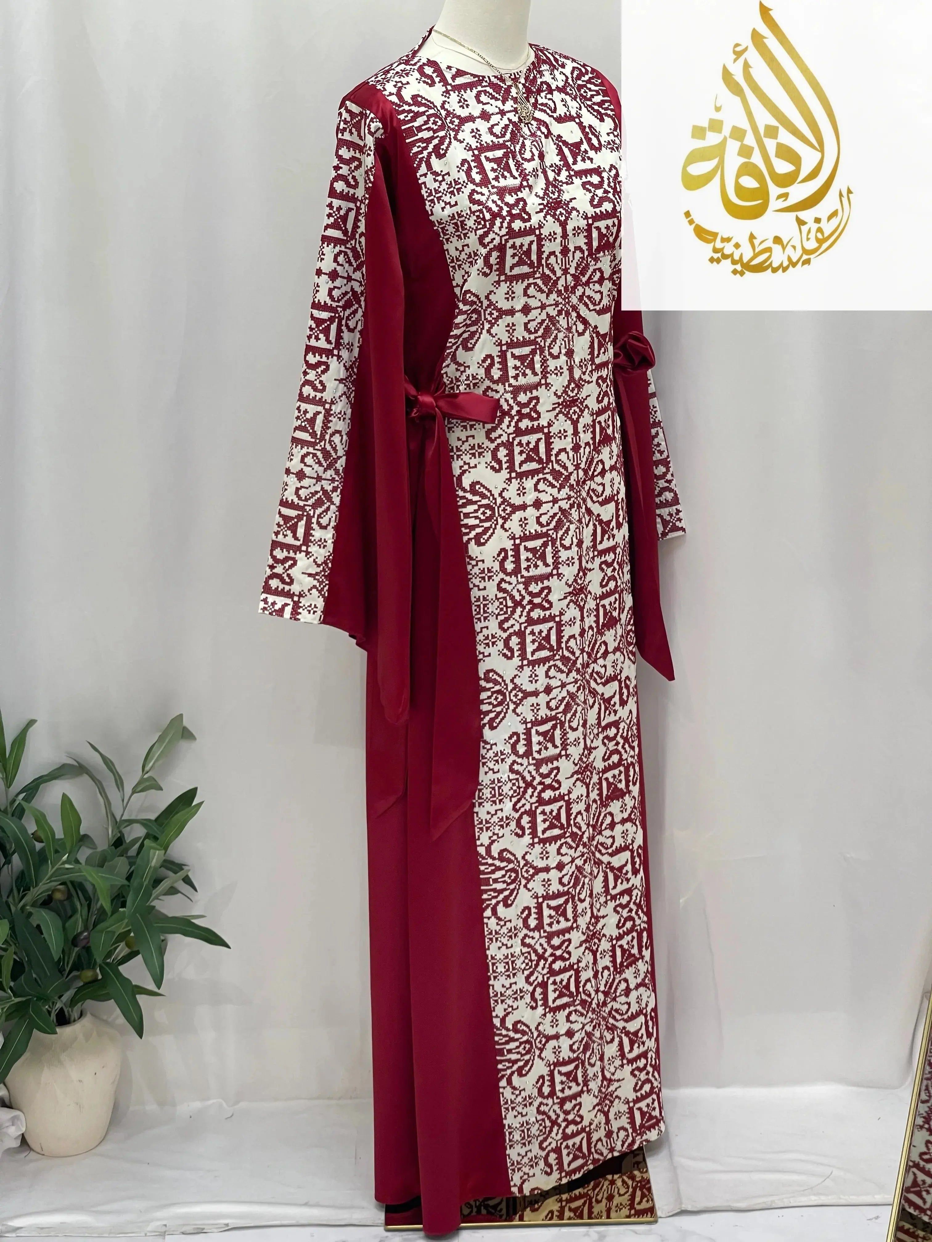 Modern Zahra Embroidered Dress | Modest Palestinian Thobe - Palestinian Elegance