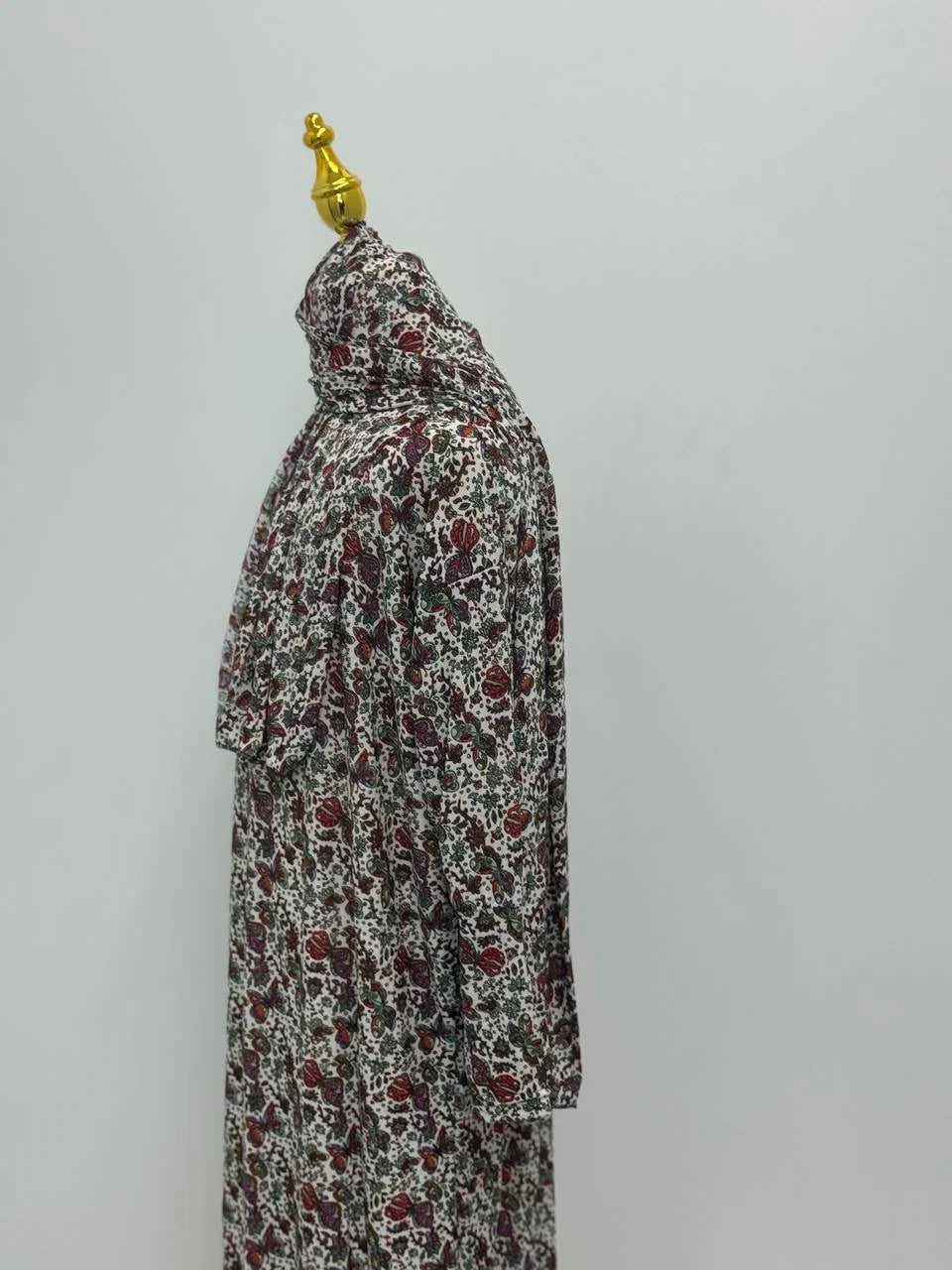 Palestinian Elegance Full Prayer Dress side view floral modest hooded abaya for daily prayers