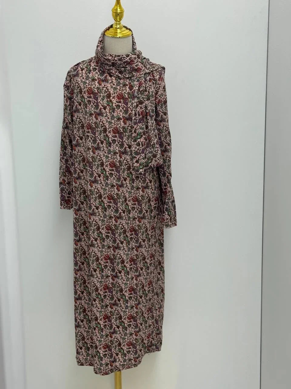 Palestinian Elegance Full Prayer Dress long modest floral patterned gown with high neckline and long sleeves