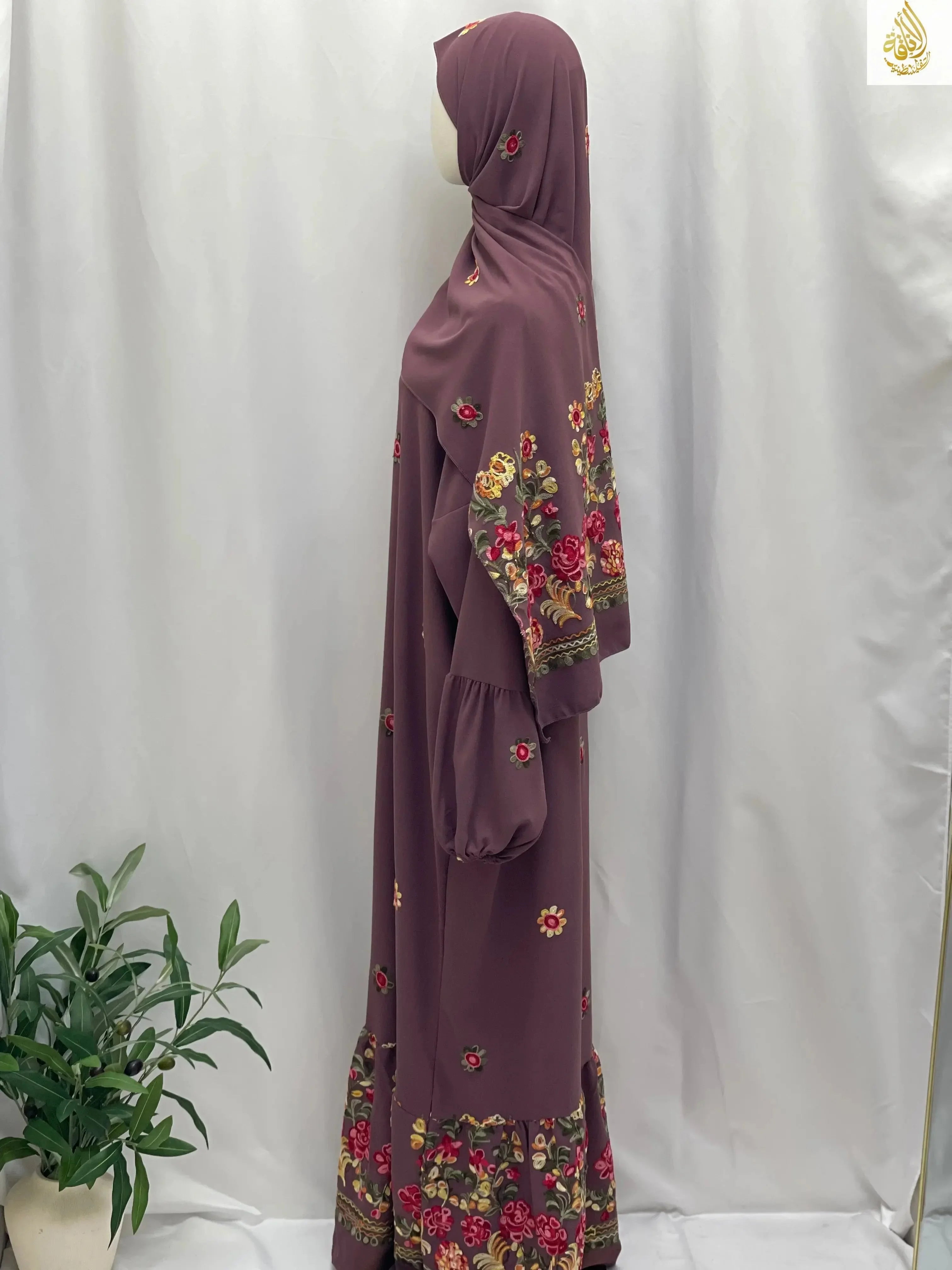 Prayer Dress with Attached Hijab - Modesty & Comfort - Palestinian Elegance