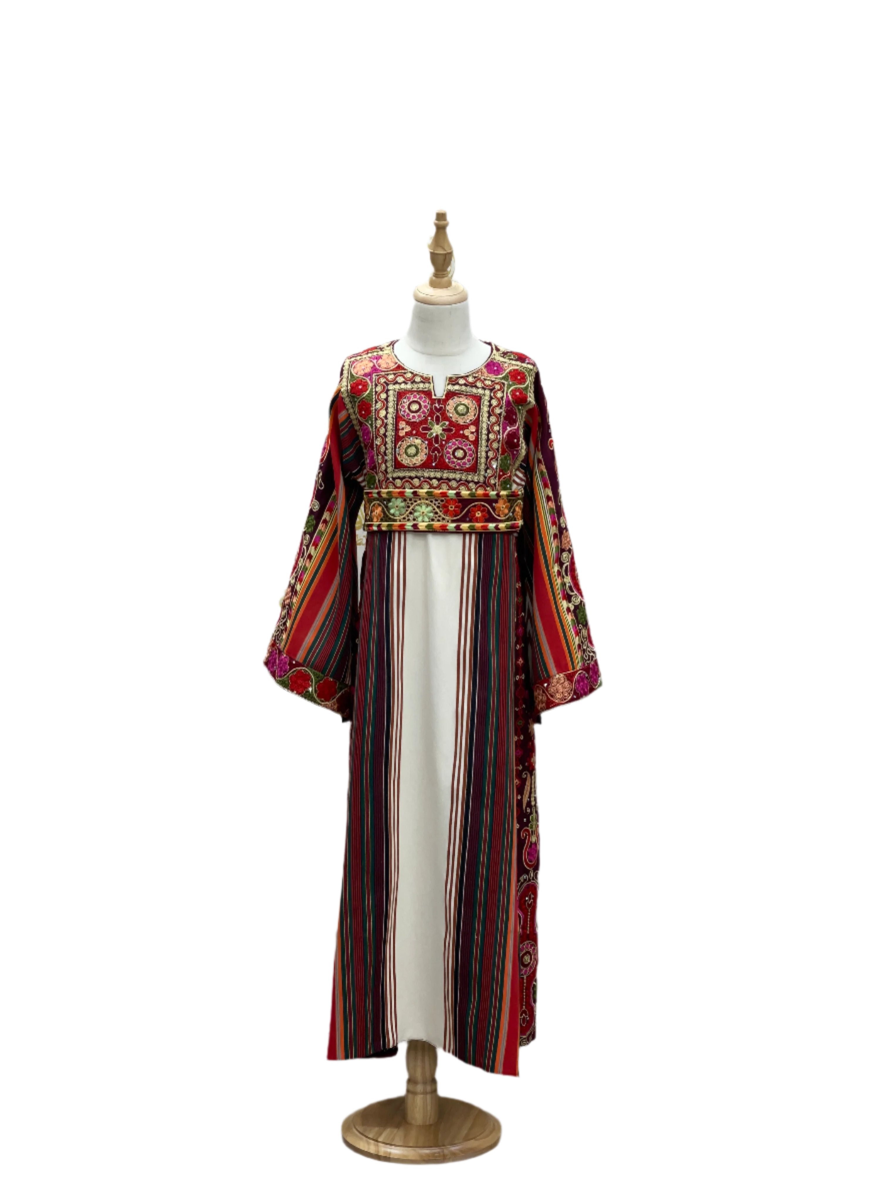 Princess Embroidered Majdalwi Thoub: Regal Elegance and Timeless Beauty Palestinian Elegance