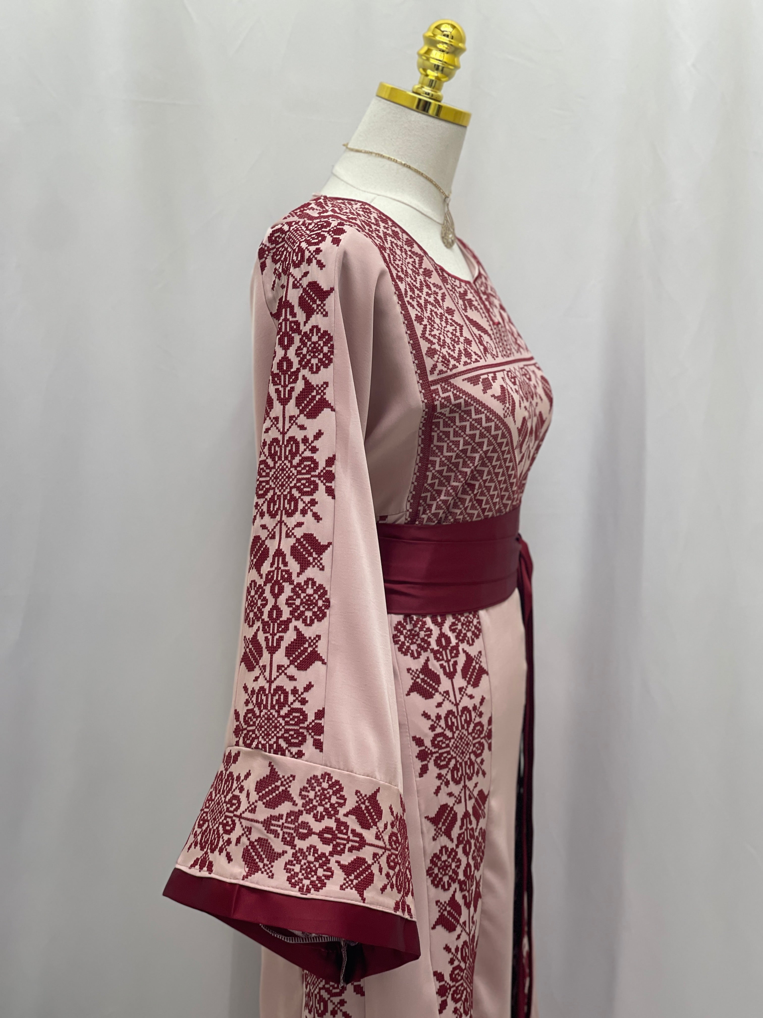 Raneem Warde Thobe: Palestinian Inspired Dress Palestinian Elegance