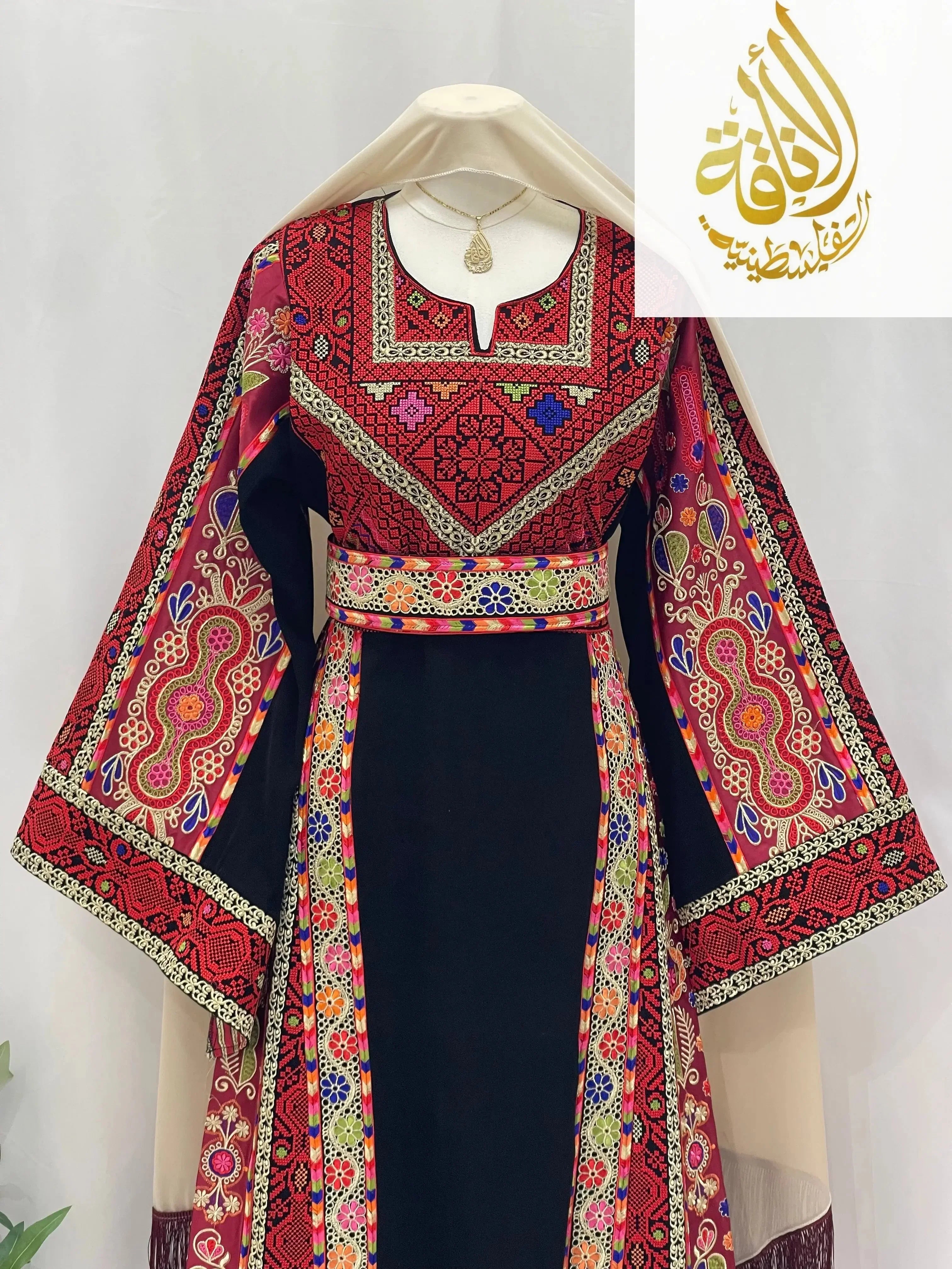 Ranen Malika Thoub – Luxurious Black Kasab Elegance - Palestinian Elegance