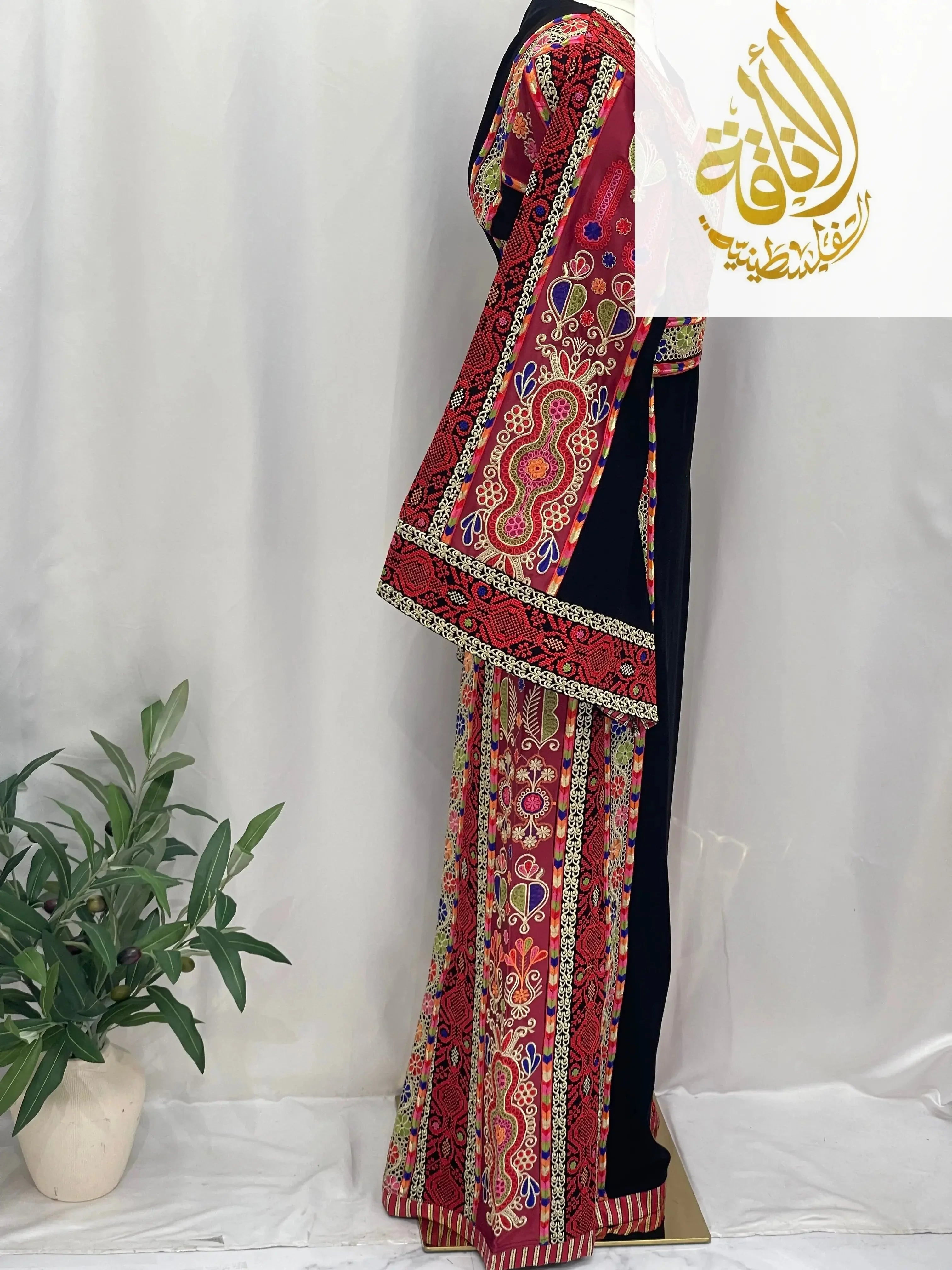 Ranen Malika Thoub – Luxurious Black Kasab Elegance - Palestinian Elegance