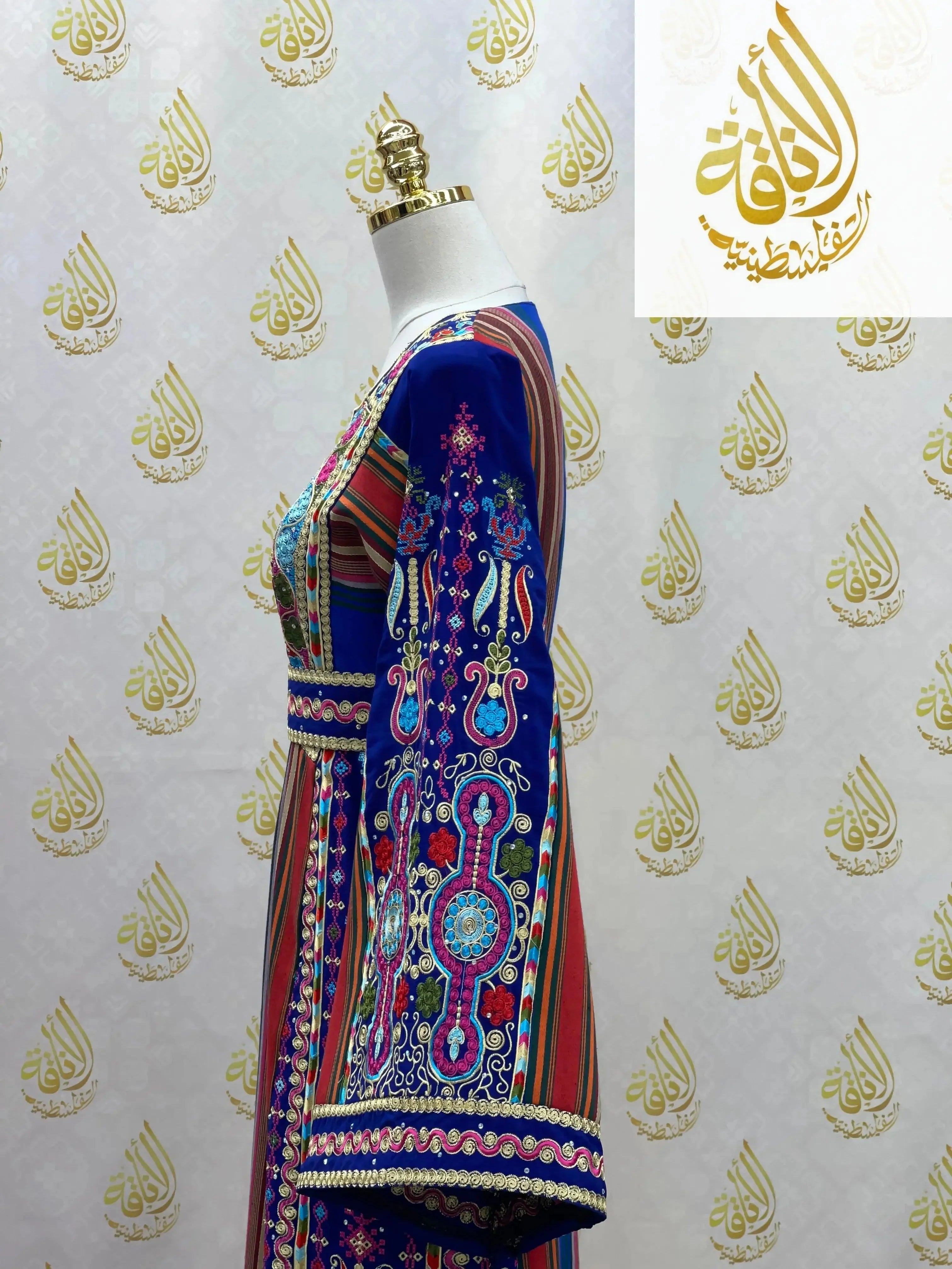 Royal Blue Majdalwi Embroidered Thoub - Elegant Middle Eastern Attire Palestinian Elegance