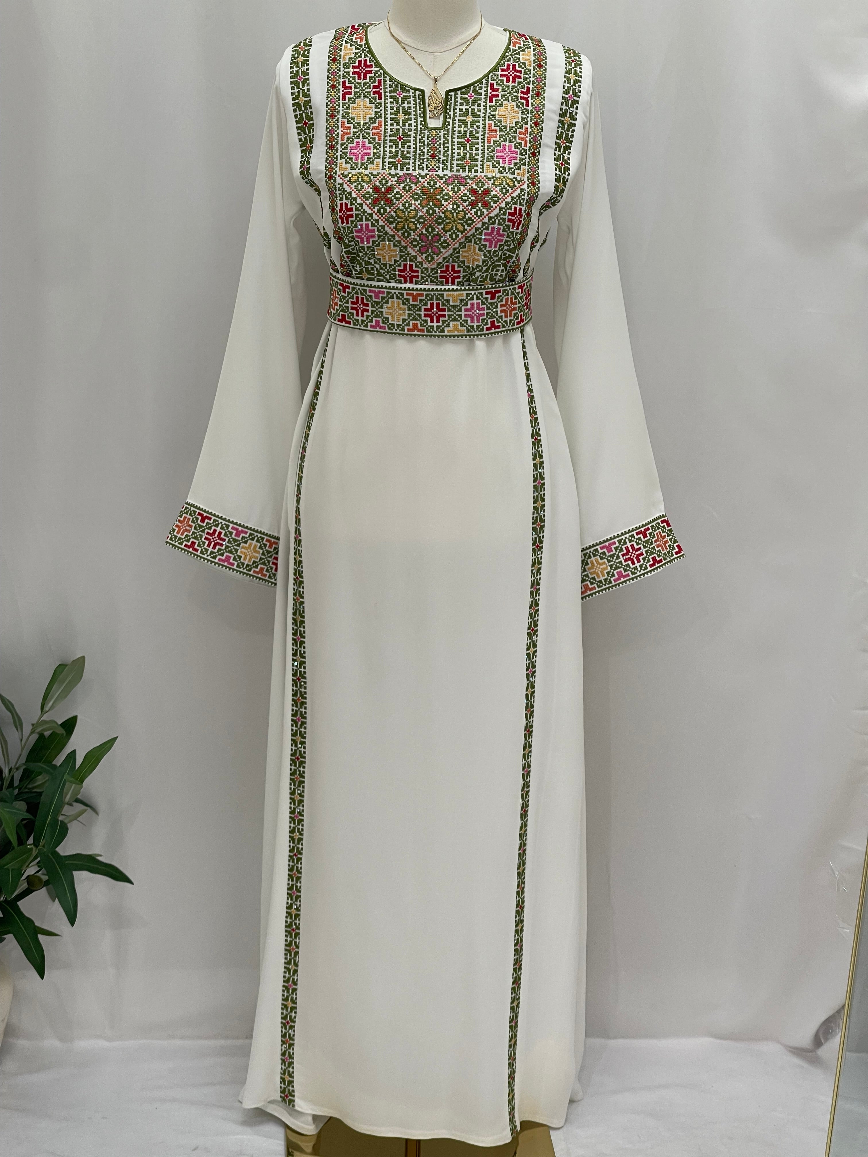 Simple 4 Vin Embroidered Thoub – Timeless Elegance & Modern Tradition - Palestinian Elegance