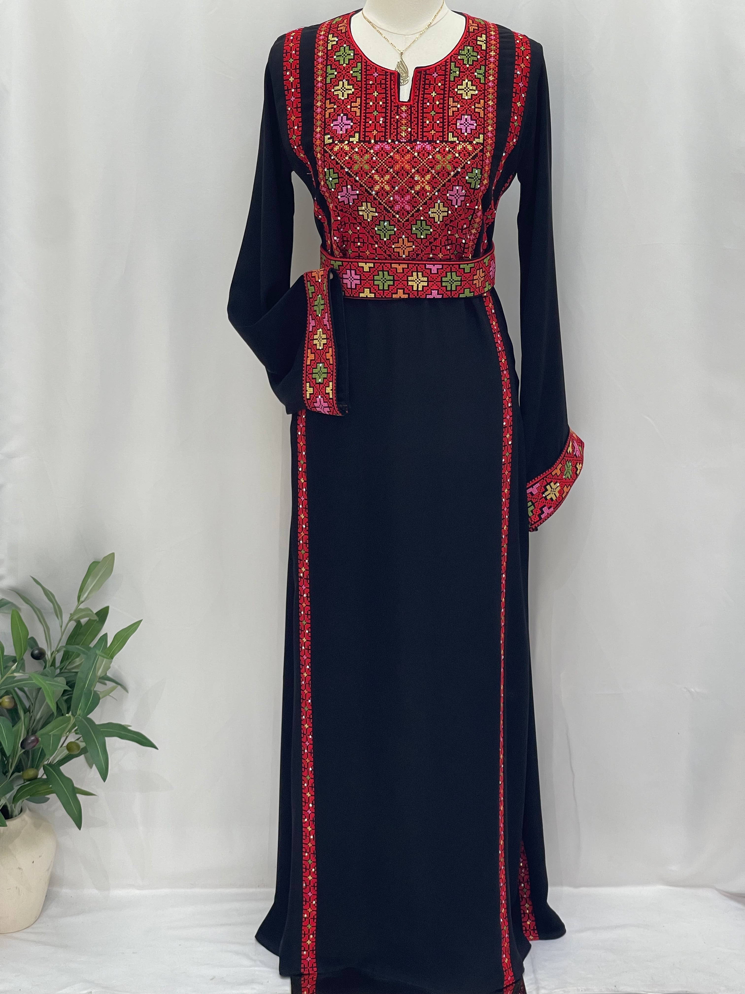 Simple 4 Vin Embroidered Thoub – Timeless Elegance & Modern Tradition - Palestinian Elegance