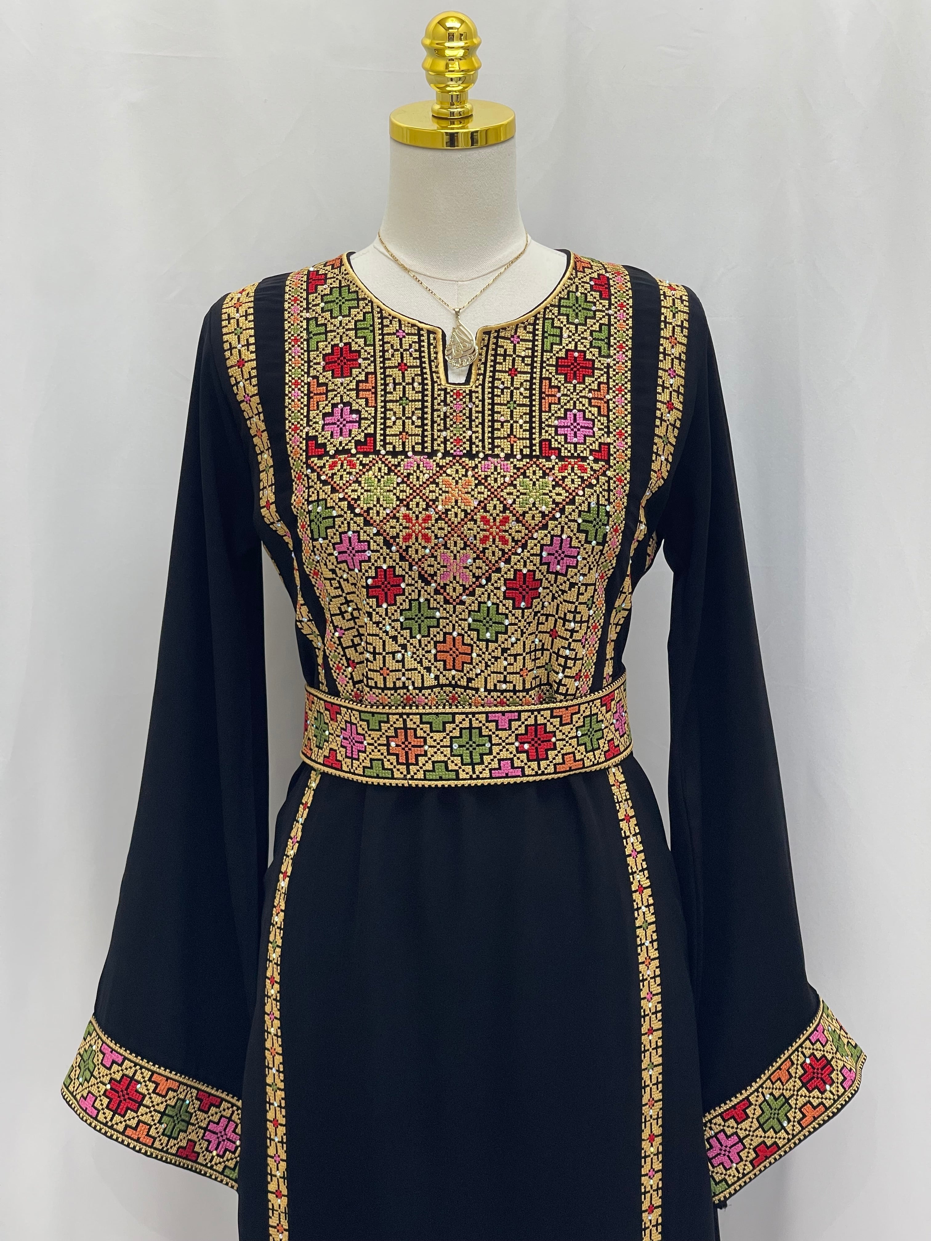 Simple 4 Vin Embroidered Thoub – Timeless Elegance & Modern Tradition - Palestinian Elegance