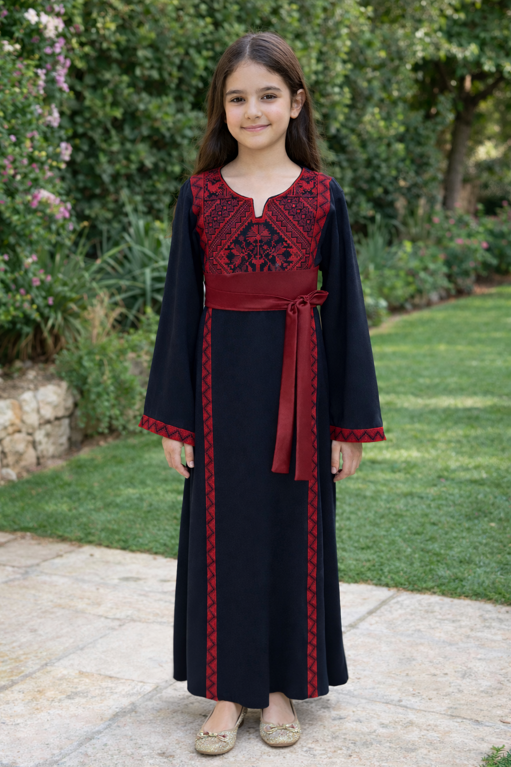 Soft Heritage Embroidered Girls Thobe
