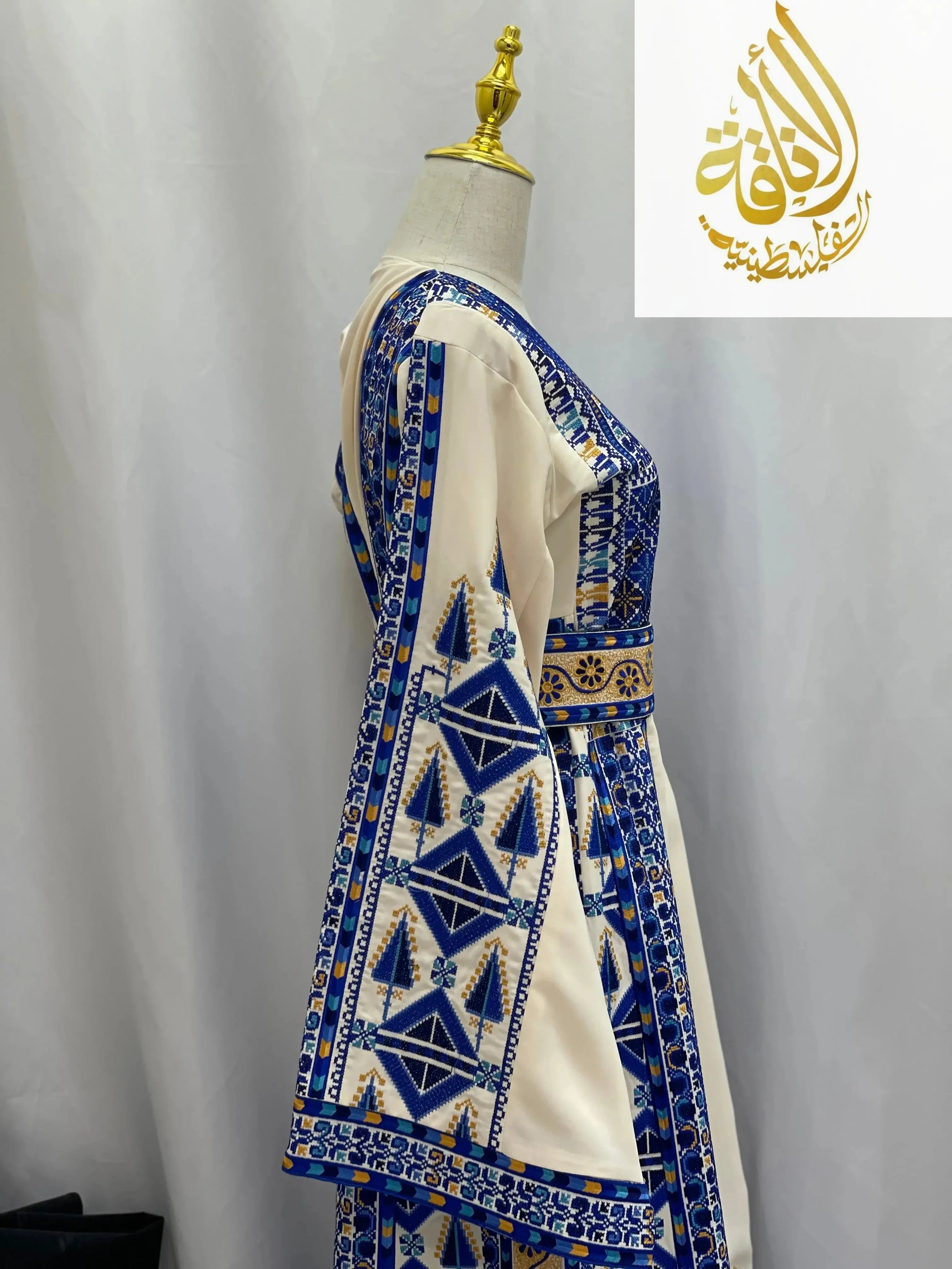 Thoub Alsafa Embroidered: Timeless Elegance & Intricate Craftsmanship Palestinian Elegance