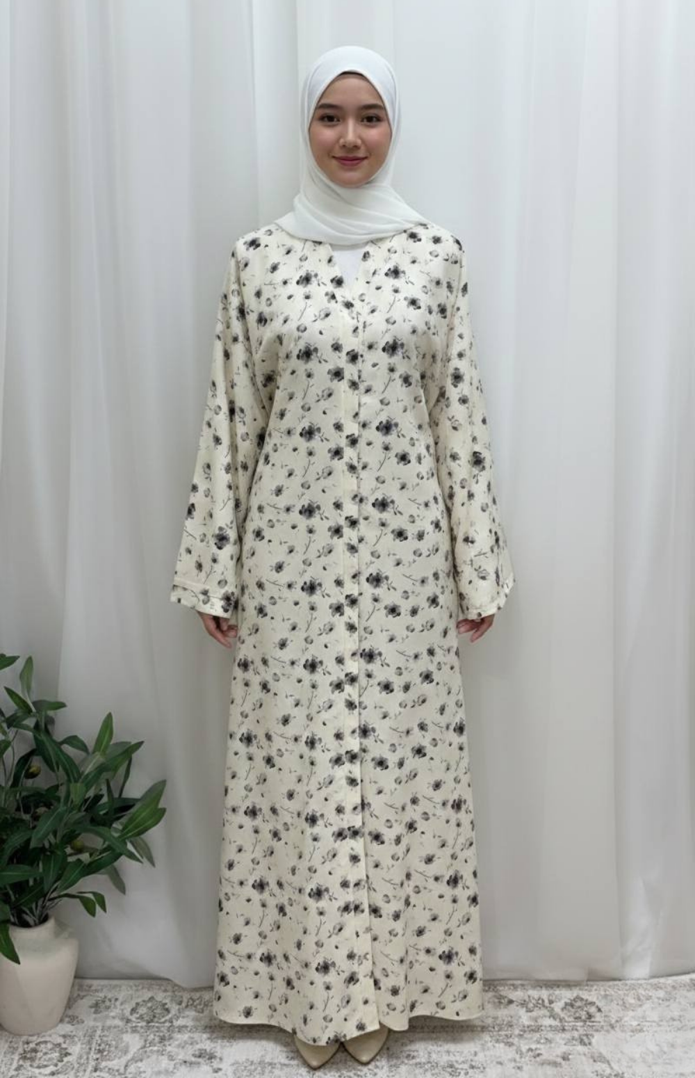 Soft Ivory Bloom Abaya