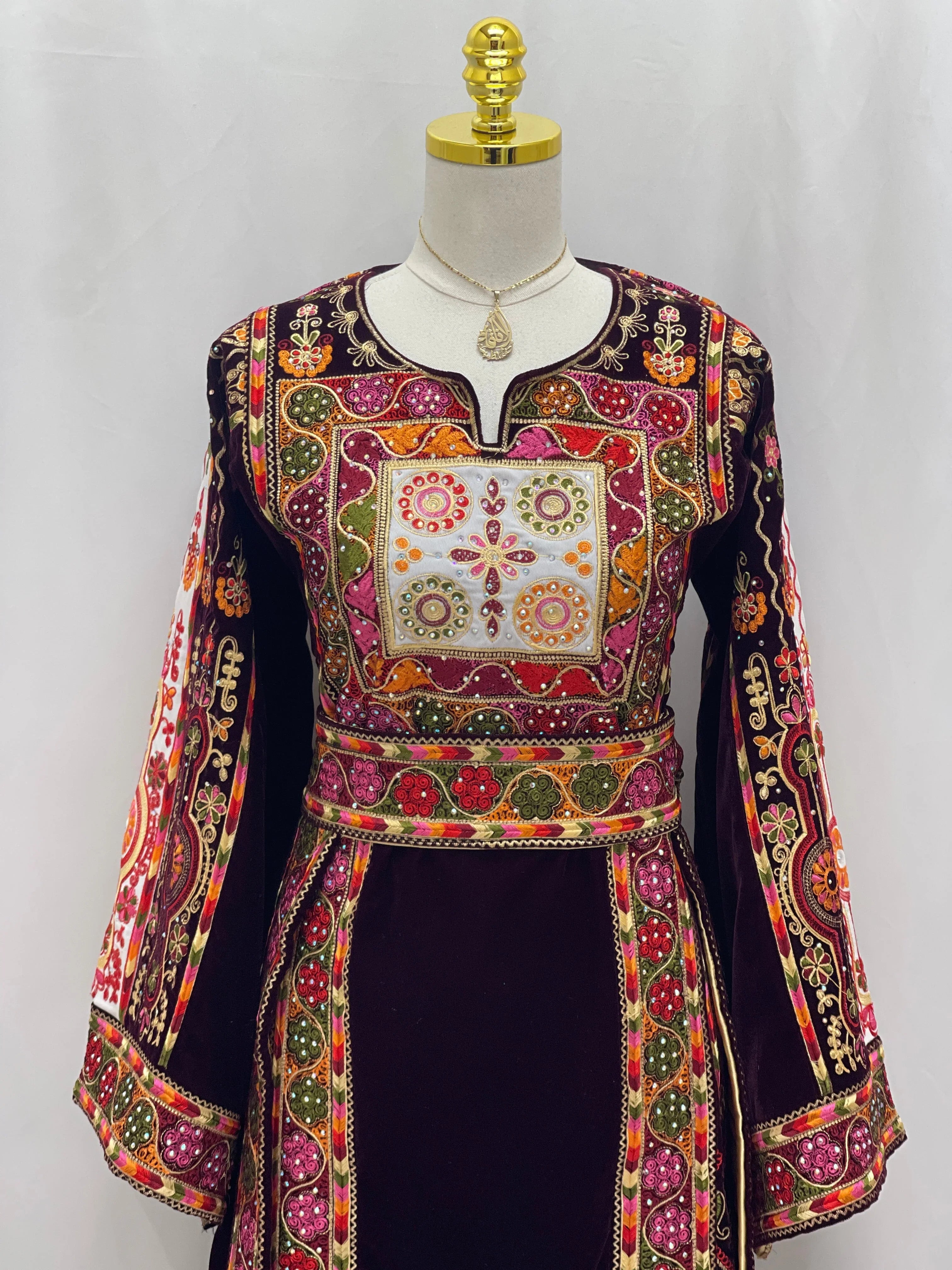 Zahr Al-Turath Velvet Thobe: Offering A Regal and Elegant Heritage-Inspired Look Palestinian Elegance