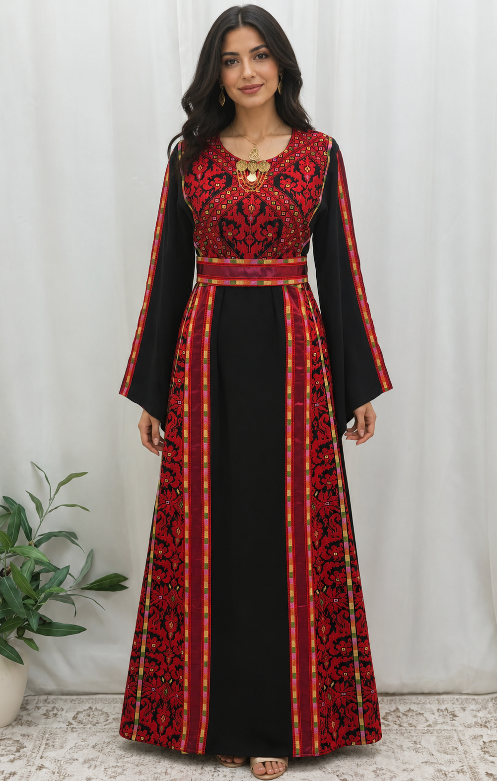 Farah Heritage Thoub
