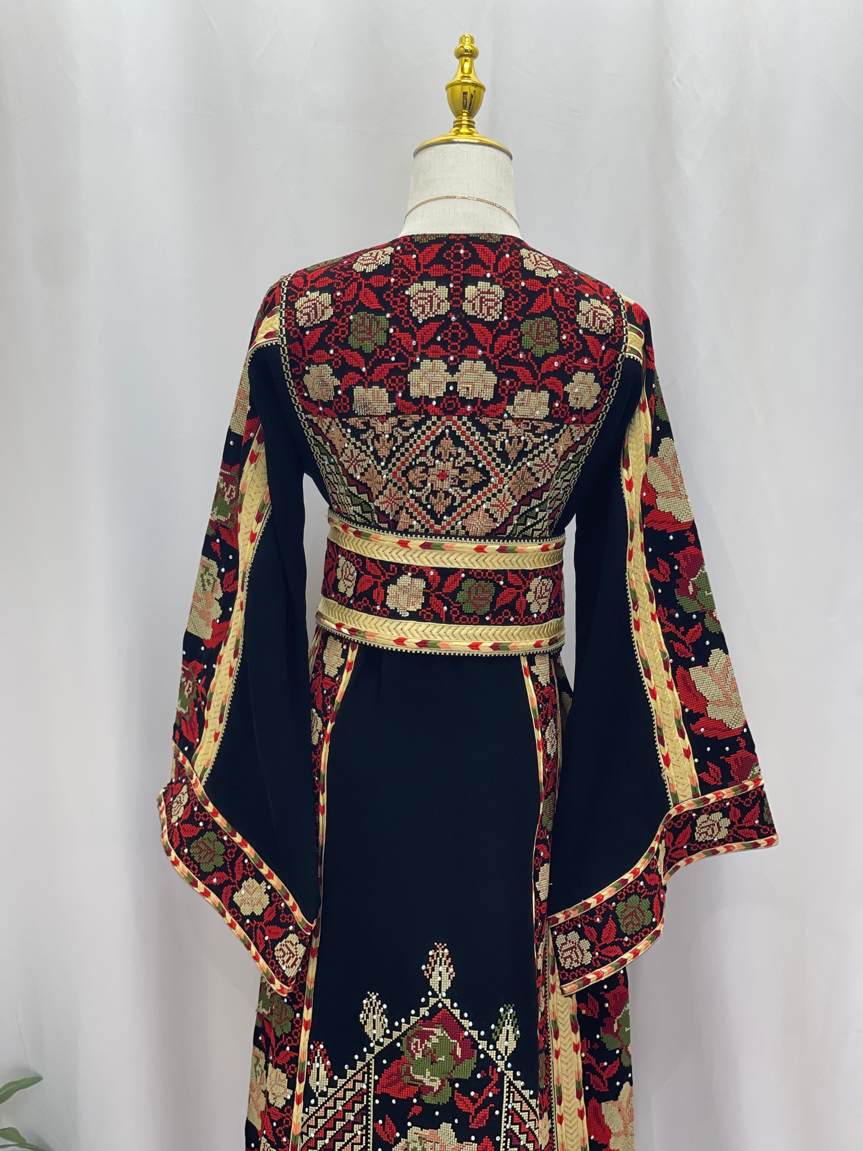 Embroidered Flowers Thoub: A Bloom of Elegance Palestinian Elegance