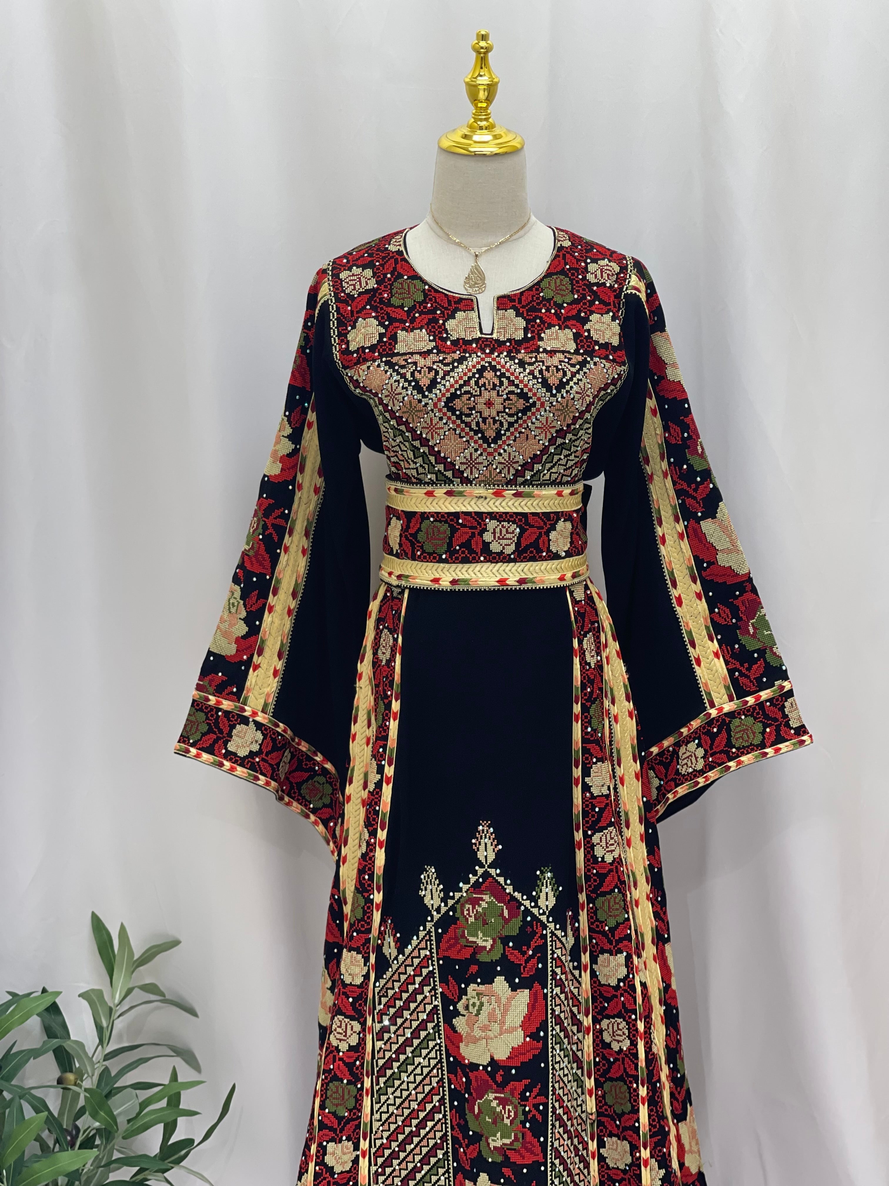 Embroidered Flowers Thoub: A Bloom of Elegance Palestinian Elegance