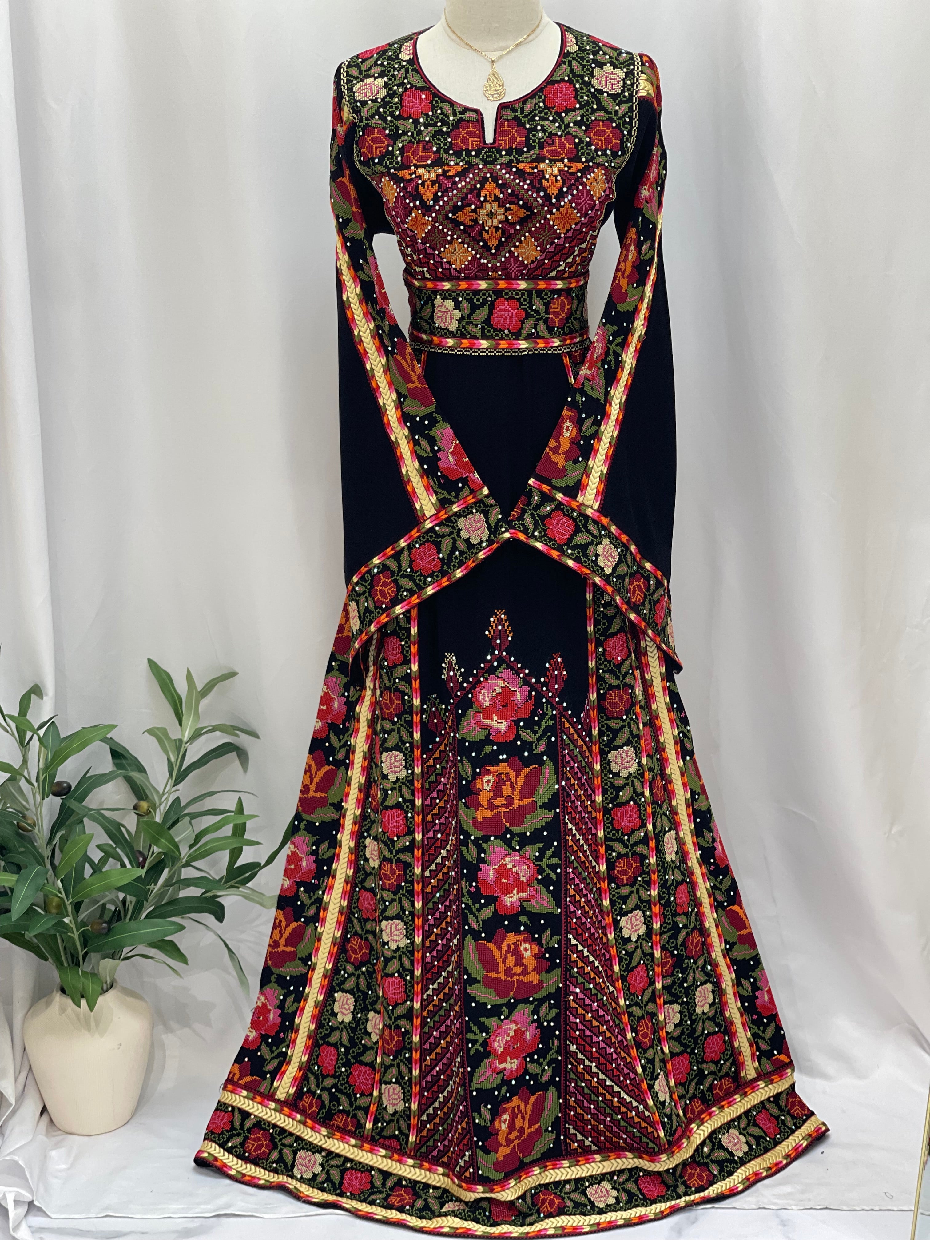 Embroidered Flowers Thoub: A Bloom of Elegance Palestinian Elegance
