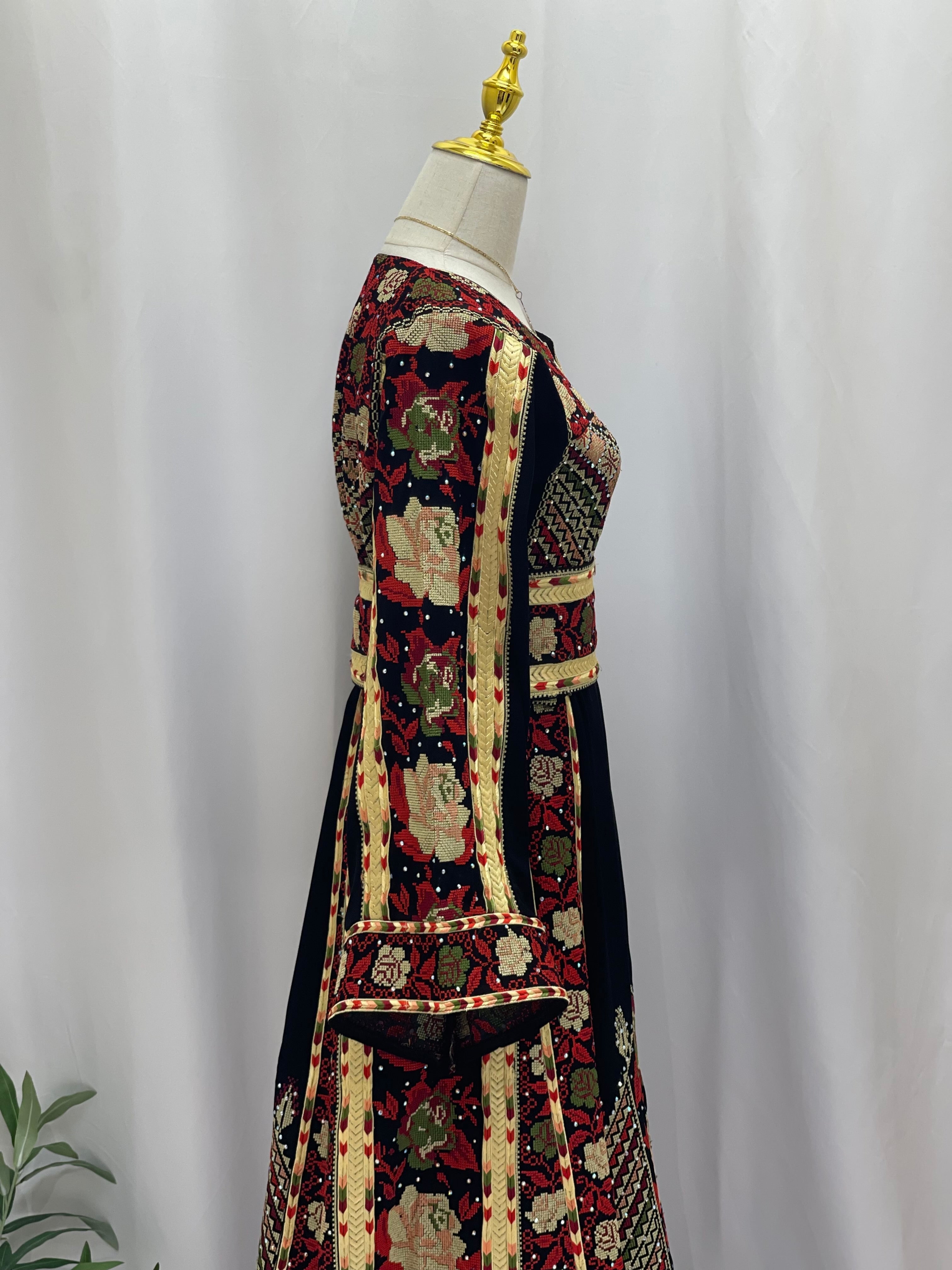 Embroidered Flowers Thoub: A Bloom of Elegance Palestinian Elegance