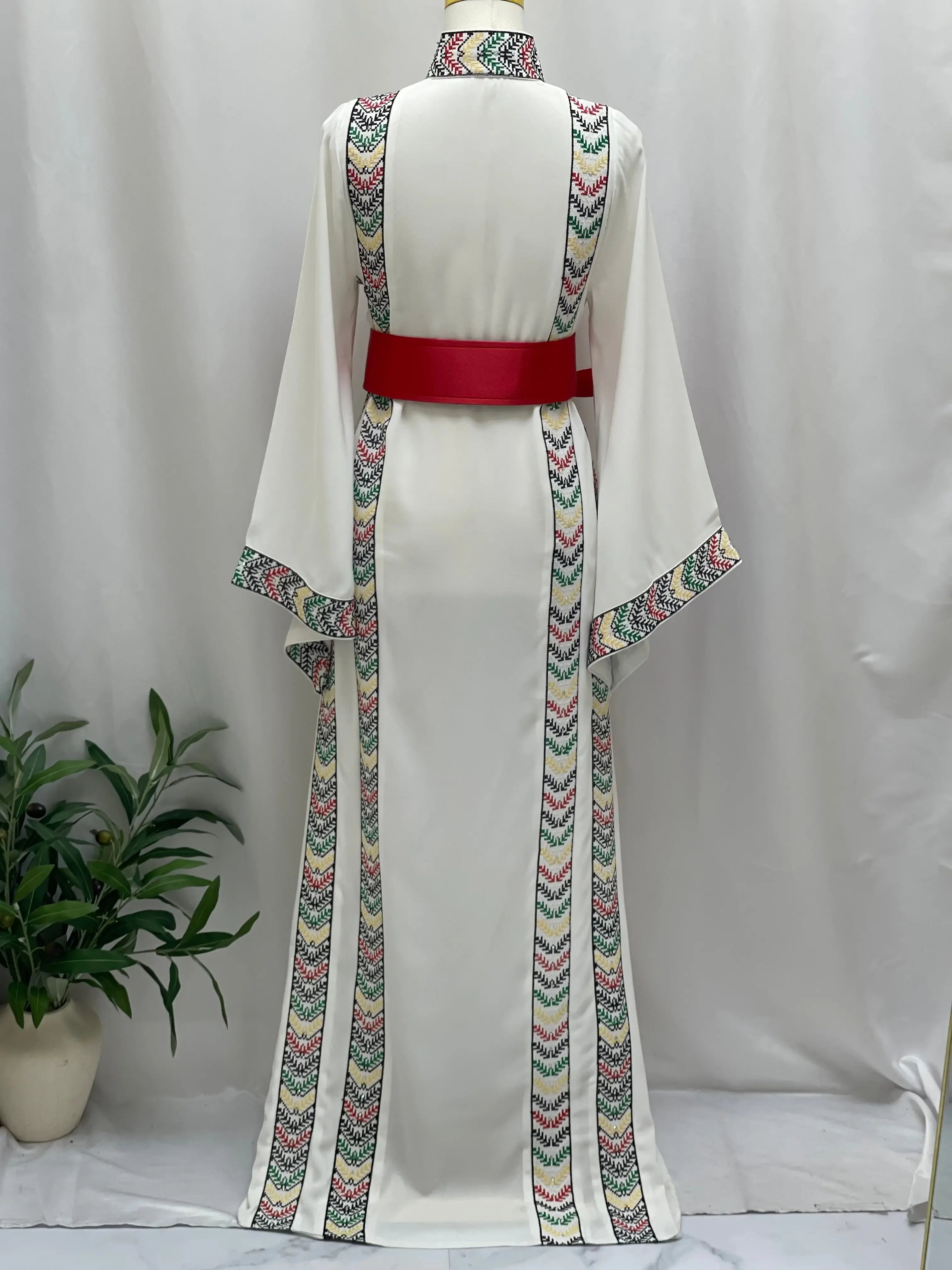 Embroidered Unique Thoub - A Masterpiece of Tradition and Elegance Palestinian Elegance