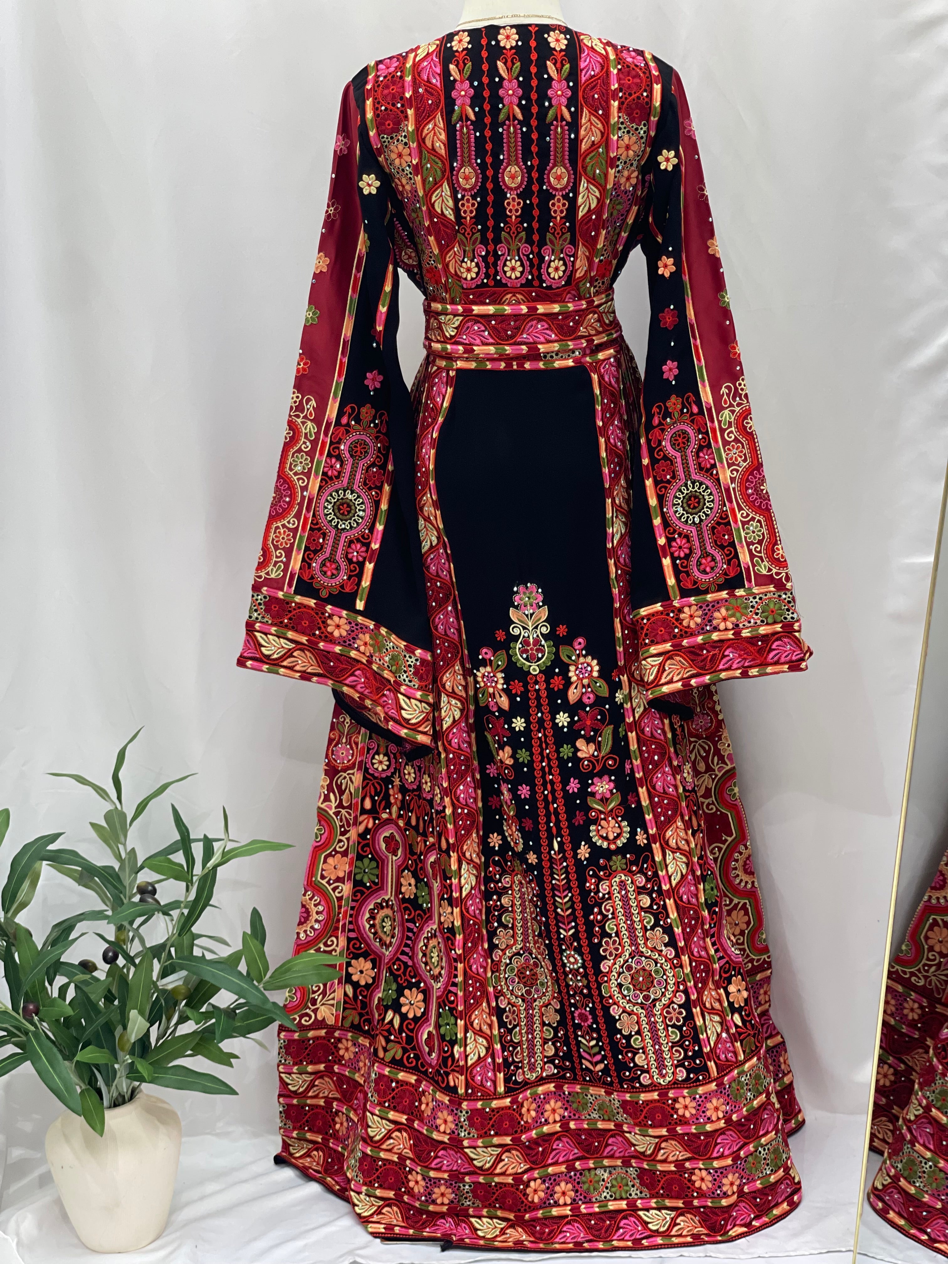 Full Embroidered Thoub Palestinian Elegance