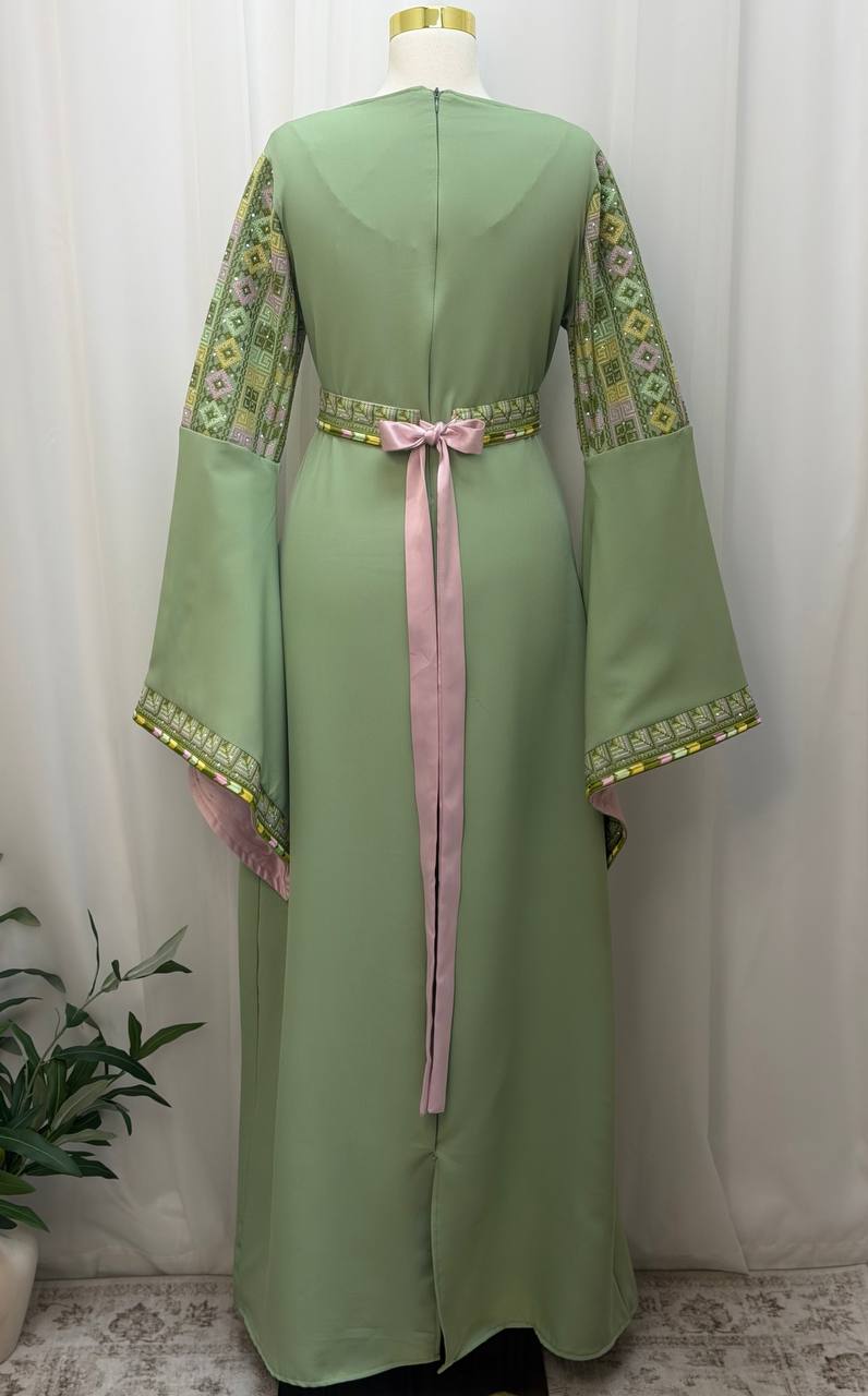 Layan Embroidered Couture Thobe