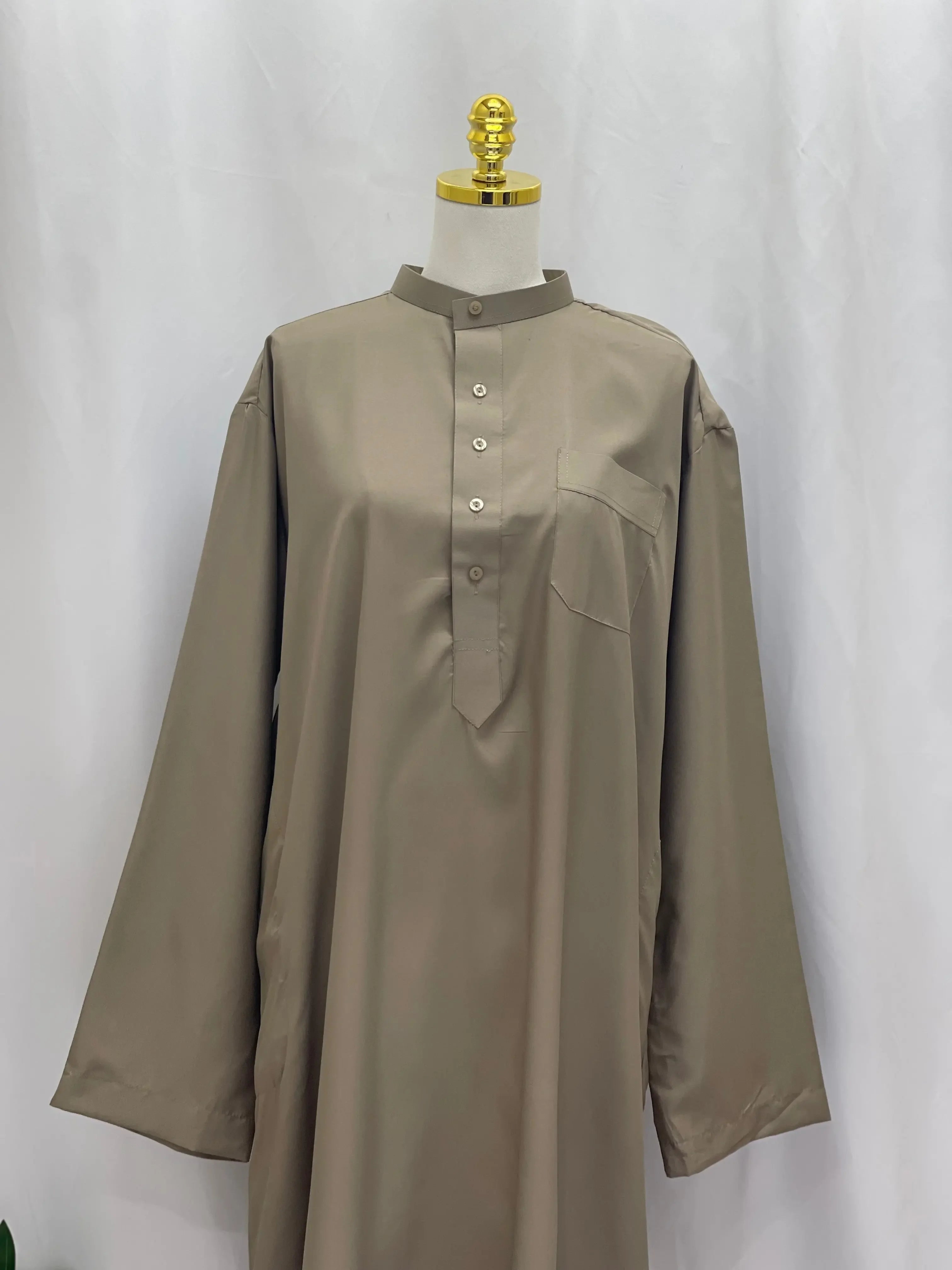 Basic High-Quality Men's Thobe - Timeless Comfort & Style Palestinian Elegance