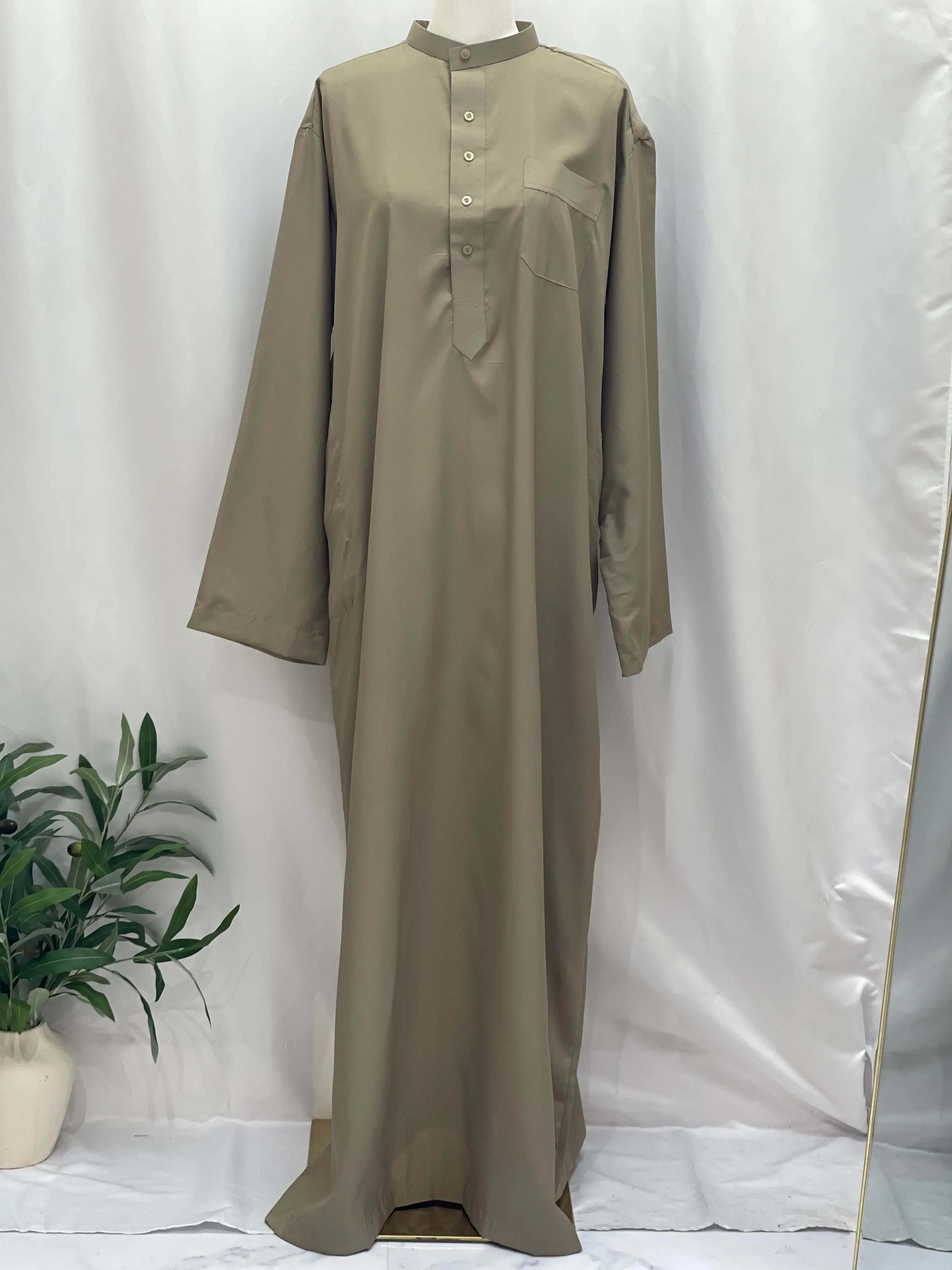 Basic High-Quality Men's Thobe - Timeless Comfort & Style Palestinian Elegance