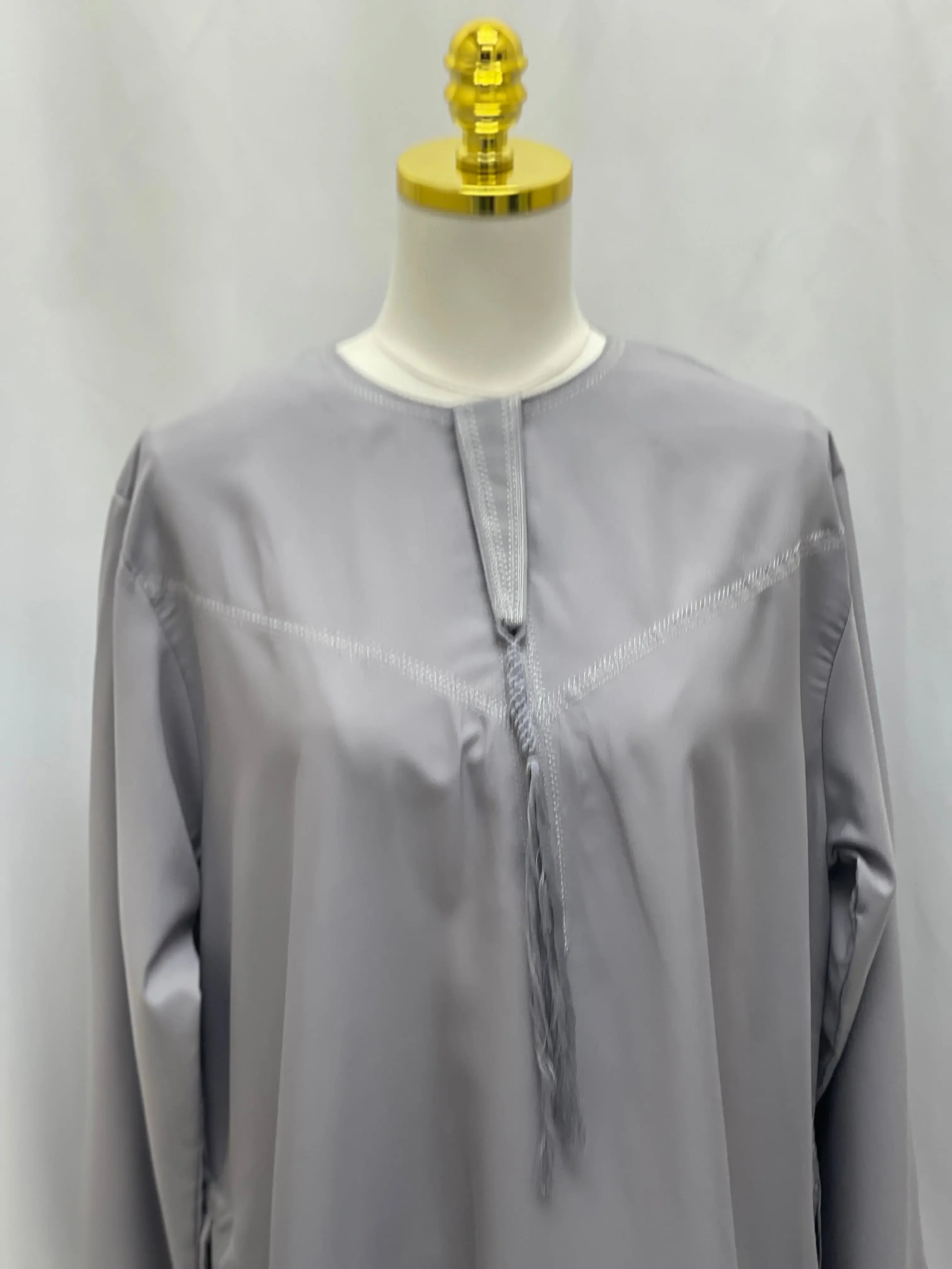 Men's High-Quality Thobe with Sharshoba Tassel -l Palestinian Elegance