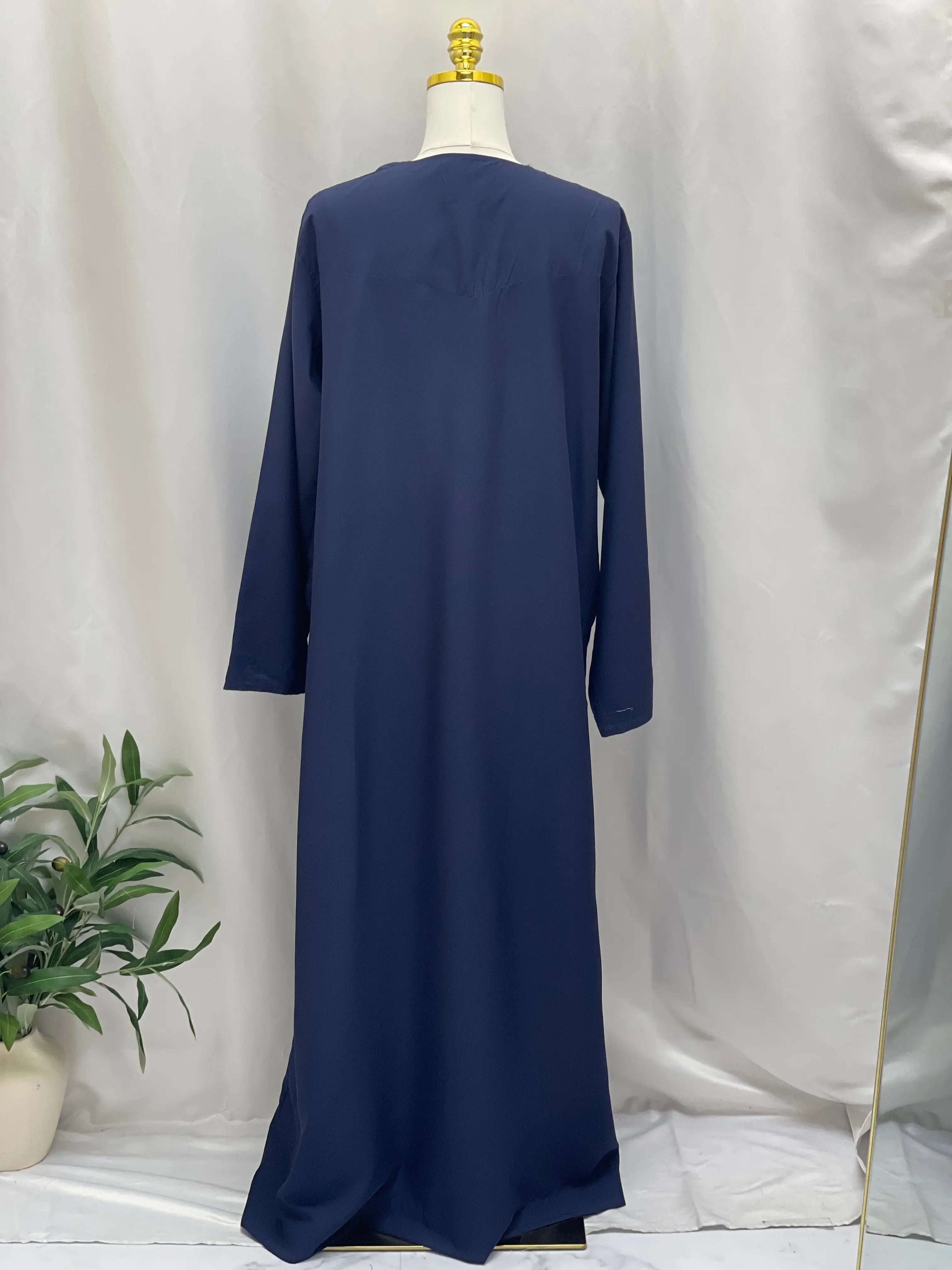 Men's High-Quality Thobe with Sharshoba Tassel -l Palestinian Elegance