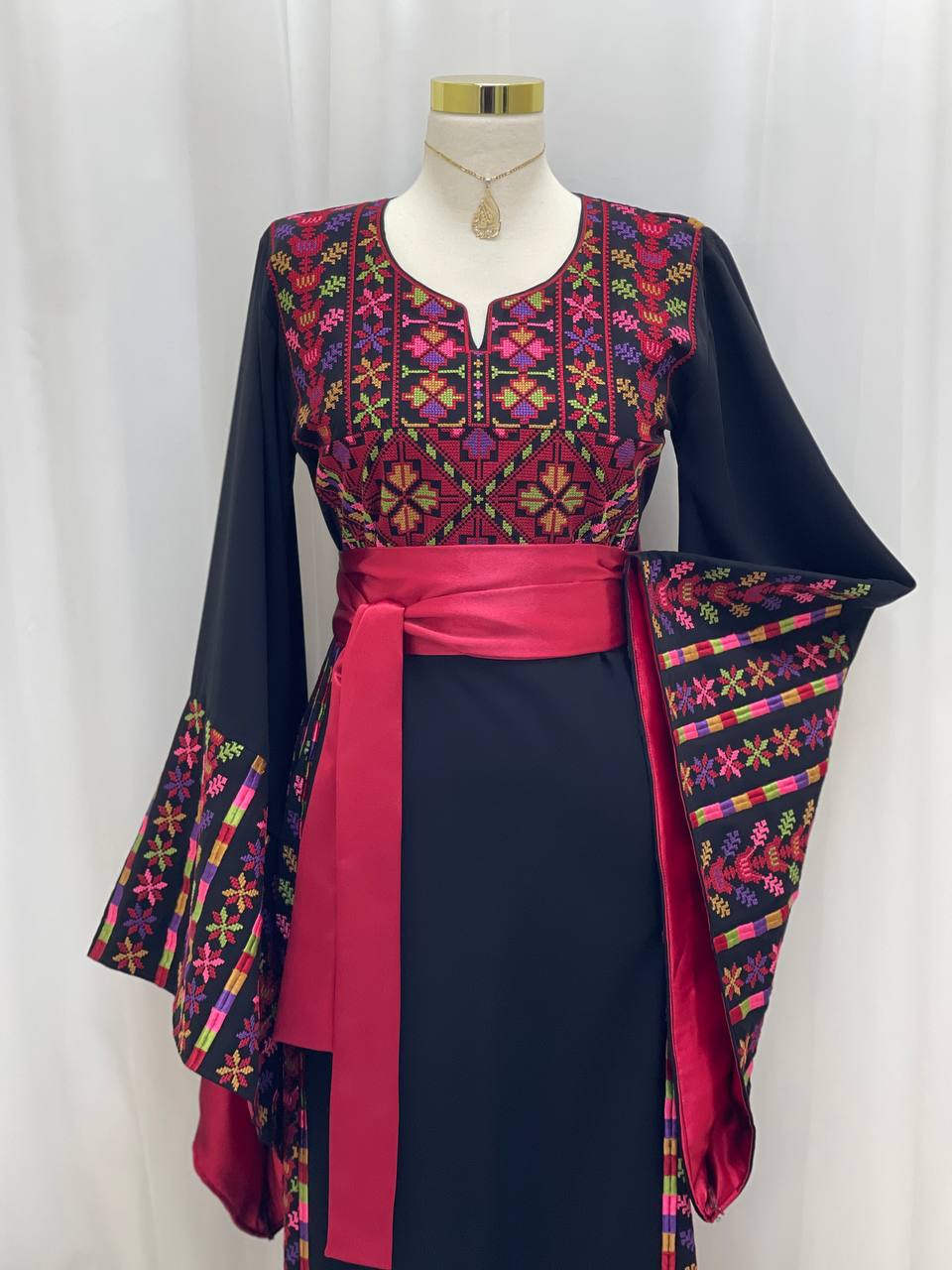 Ward Al-Turath Embroidered Thobe