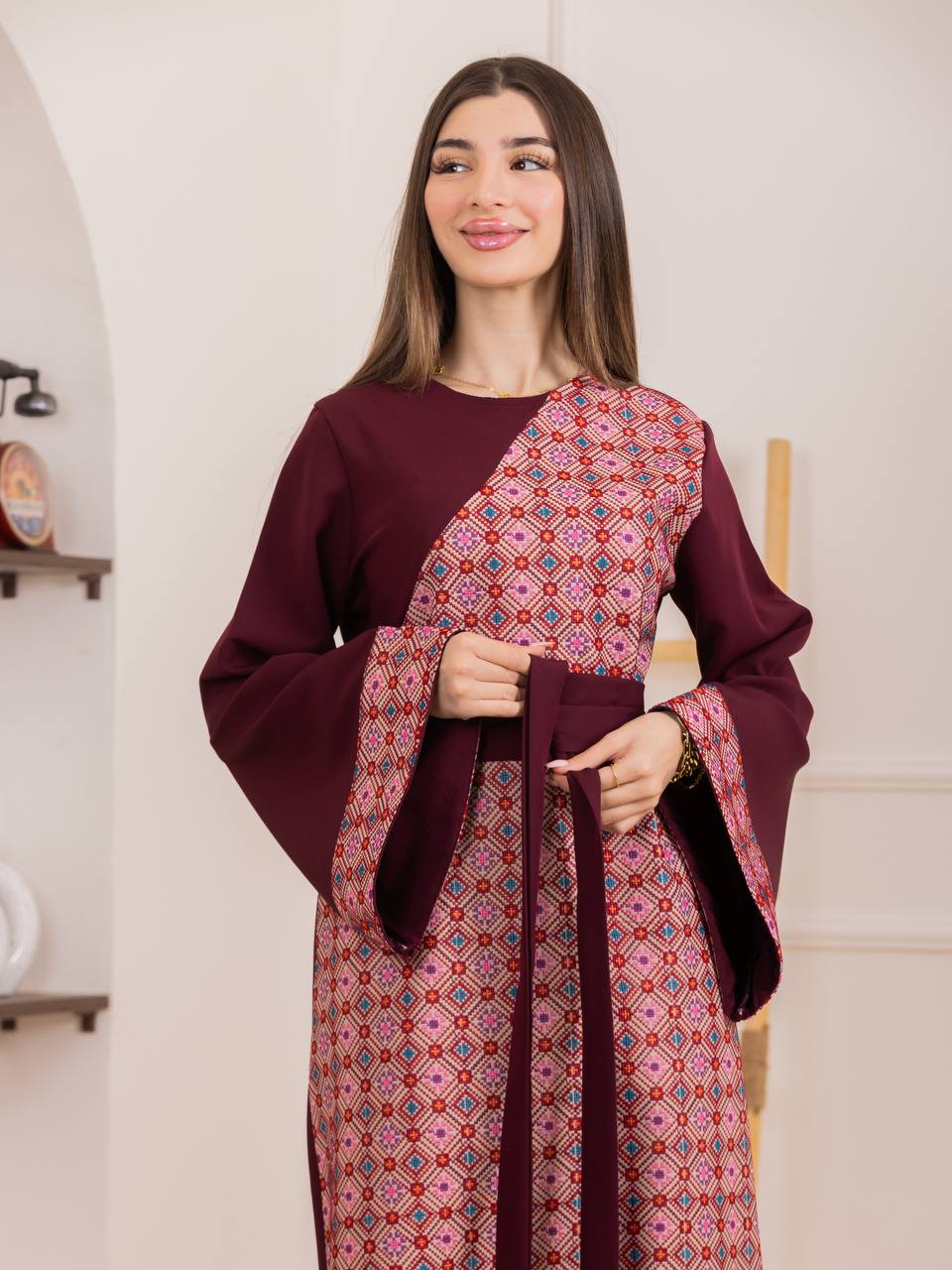 Heritage Grace Embroidered Thobe