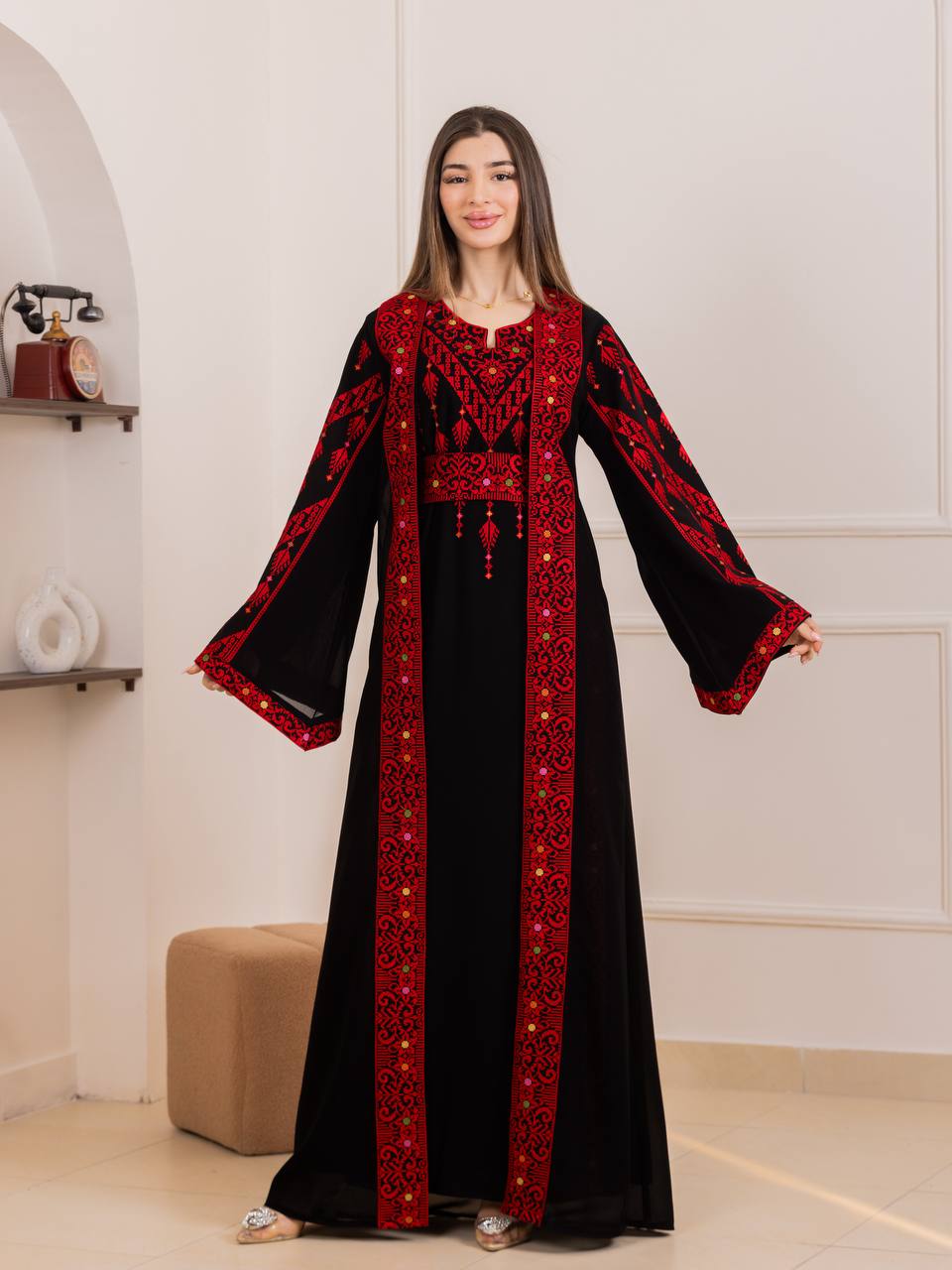 Layal Al-Quds Embroidered Bisht Set