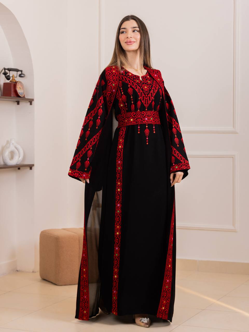 Layal Al-Quds Embroidered Bisht Set