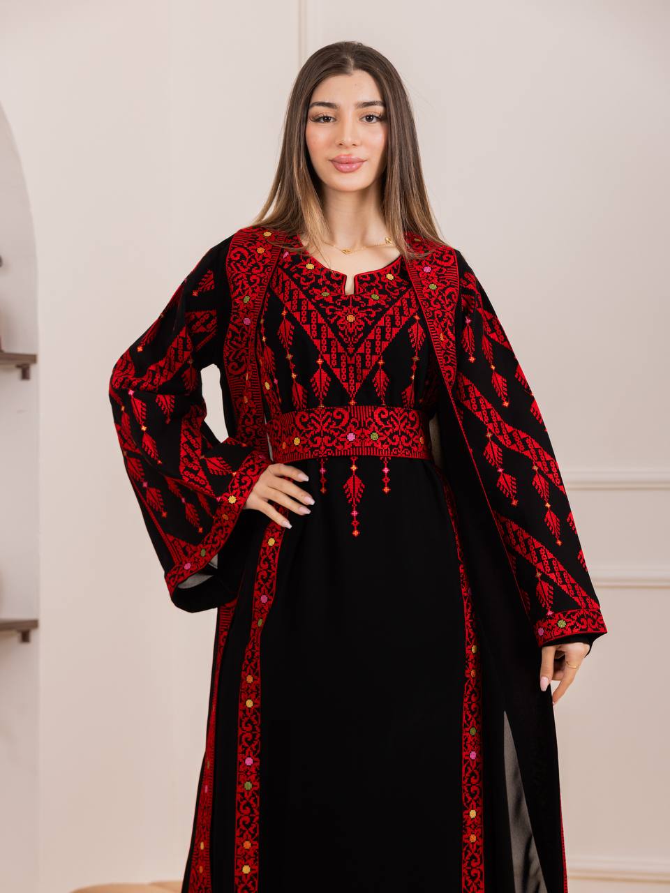 Layal Al-Quds Embroidered Bisht Set