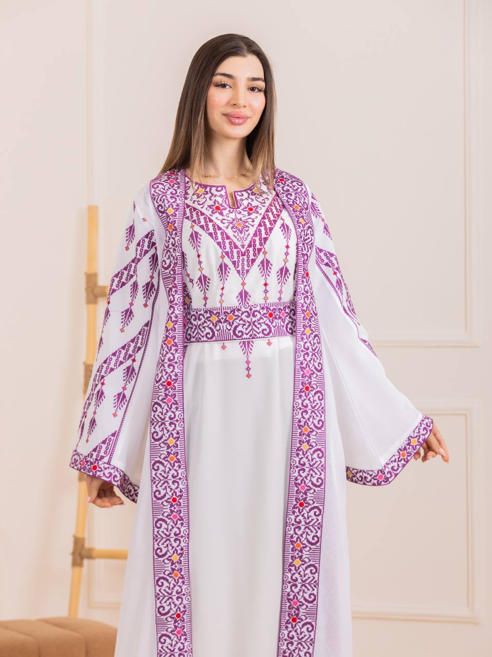 Layal Al-Quds Embroidered Bisht Set