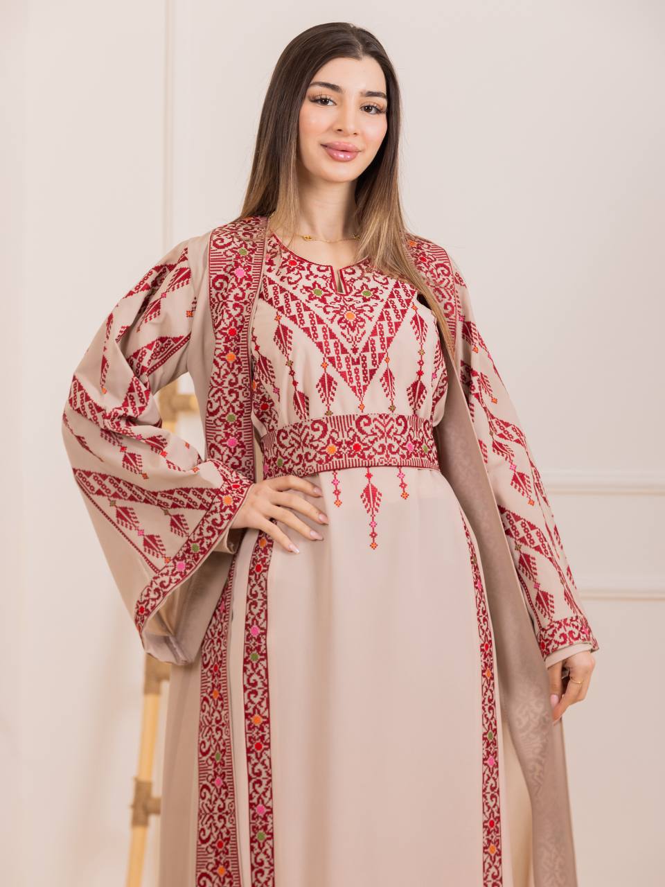 Layal Al-Quds Embroidered Bisht Set