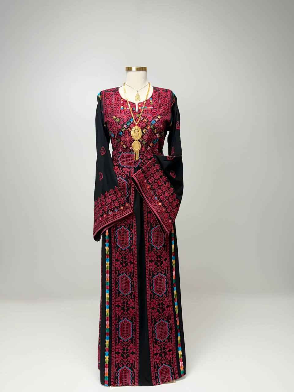 Thobe Aroq Al-Onsa Heritage Dress
