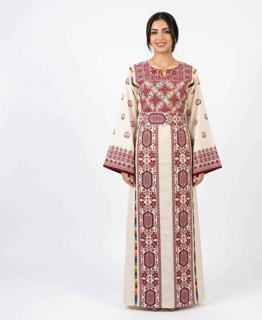 Thobe Aroq Al-Onsa Heritage Dress