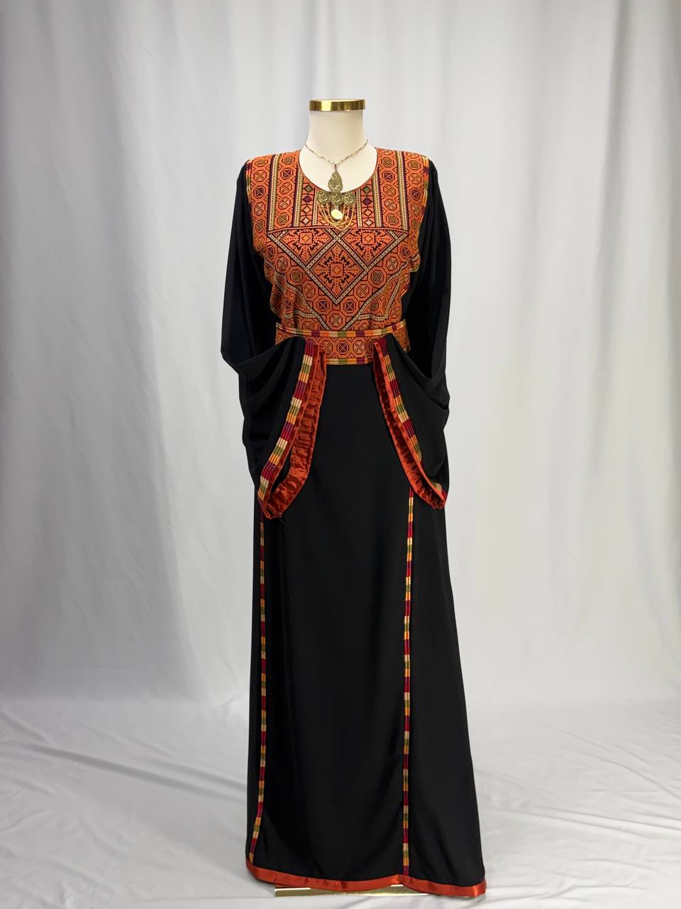 Thobe Four Manajel Heritage