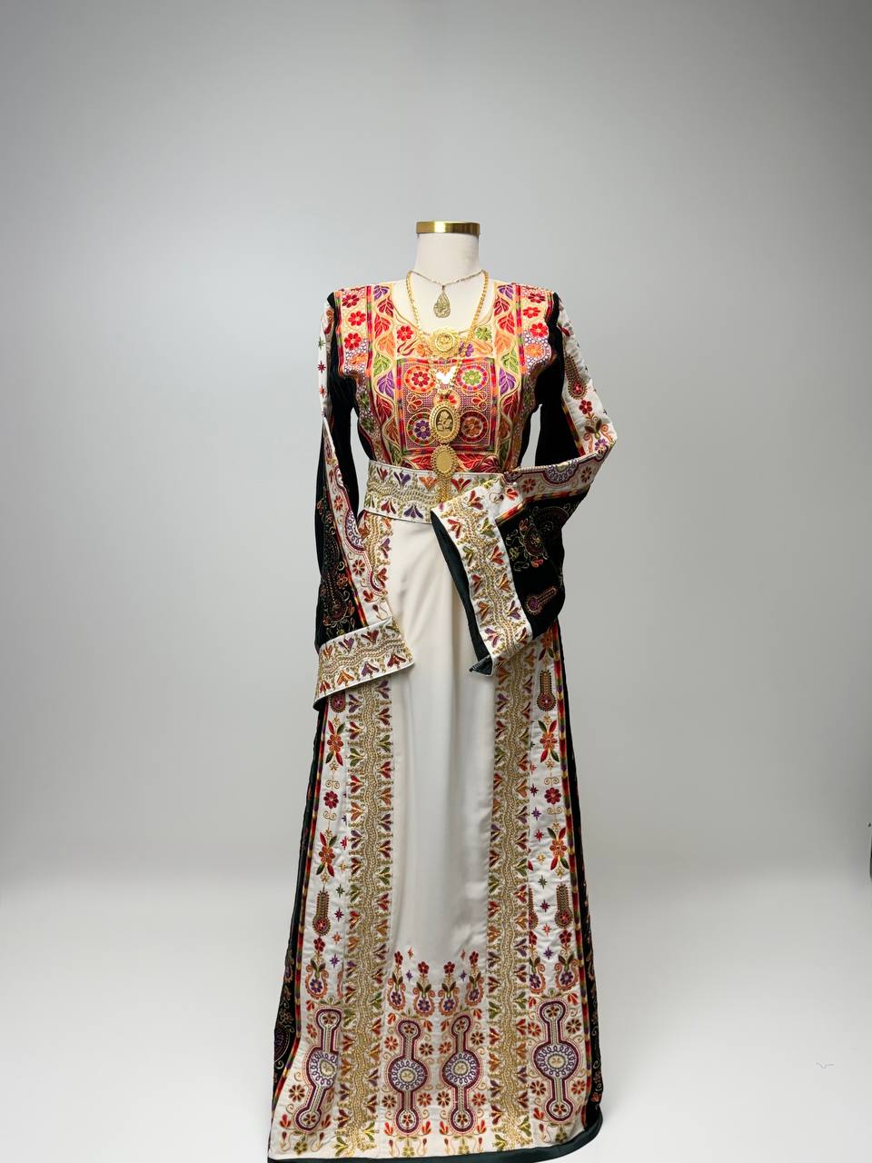 Thobe Qasr Al-Turath