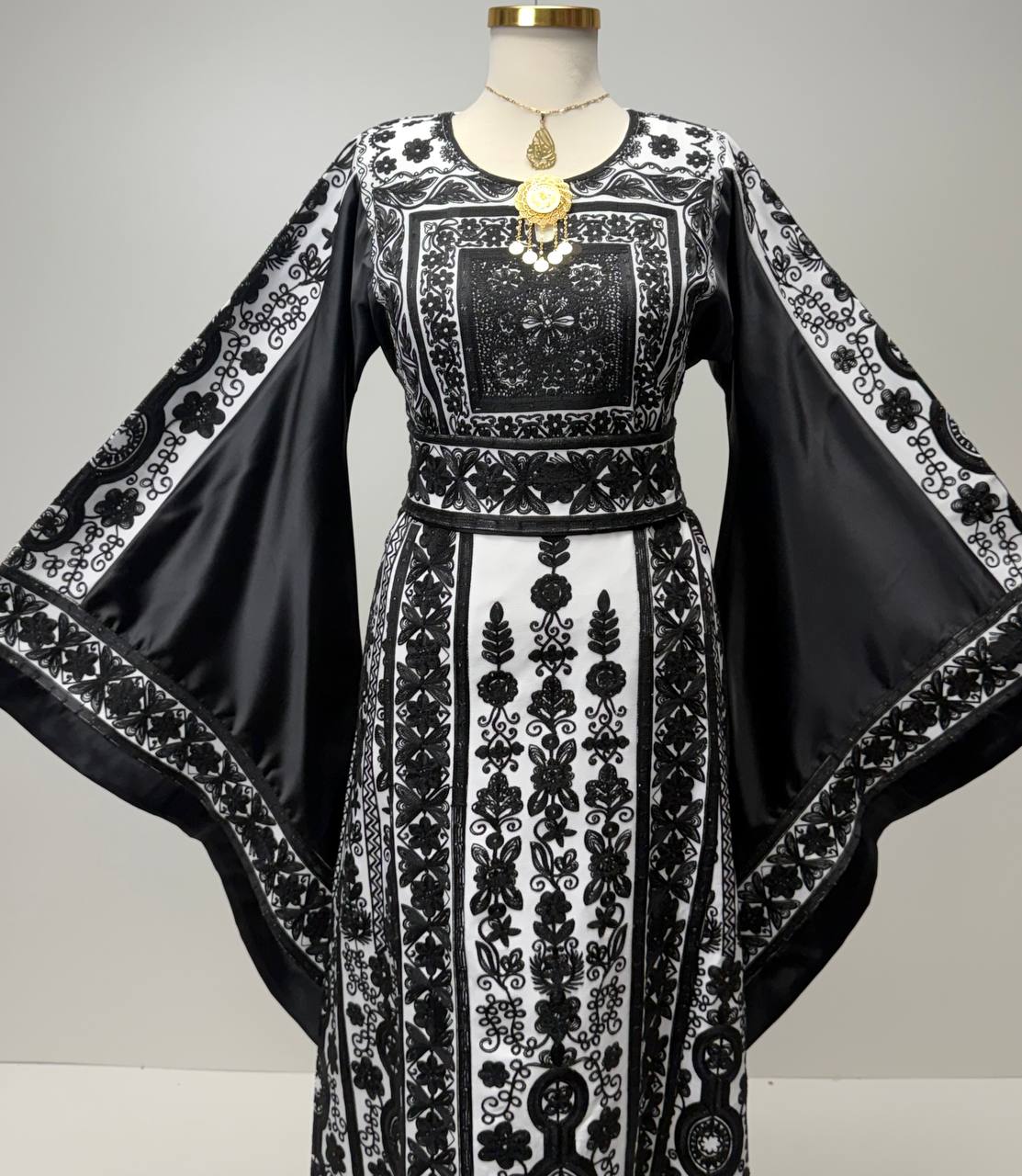 Thobe Ghabani Elegance