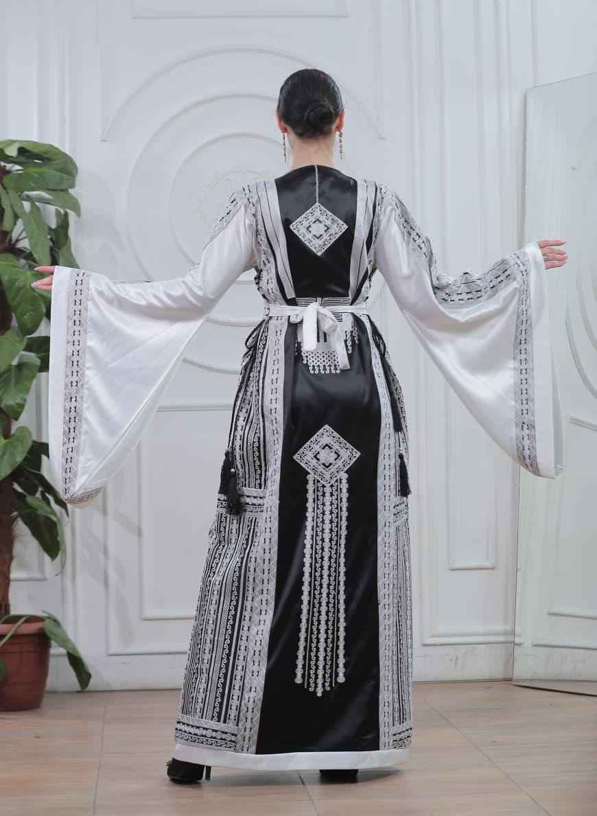 Thobe Al-Aseeri Heritage