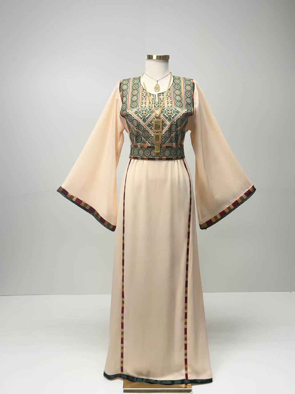 Thobe Four Manajel Heritage - Palestinian Elegance