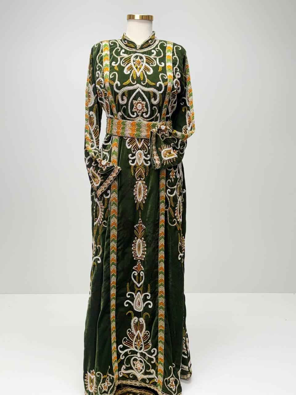 Royal Emerald Hand-Beaded Velvet Thobe - Palestinian Elegance