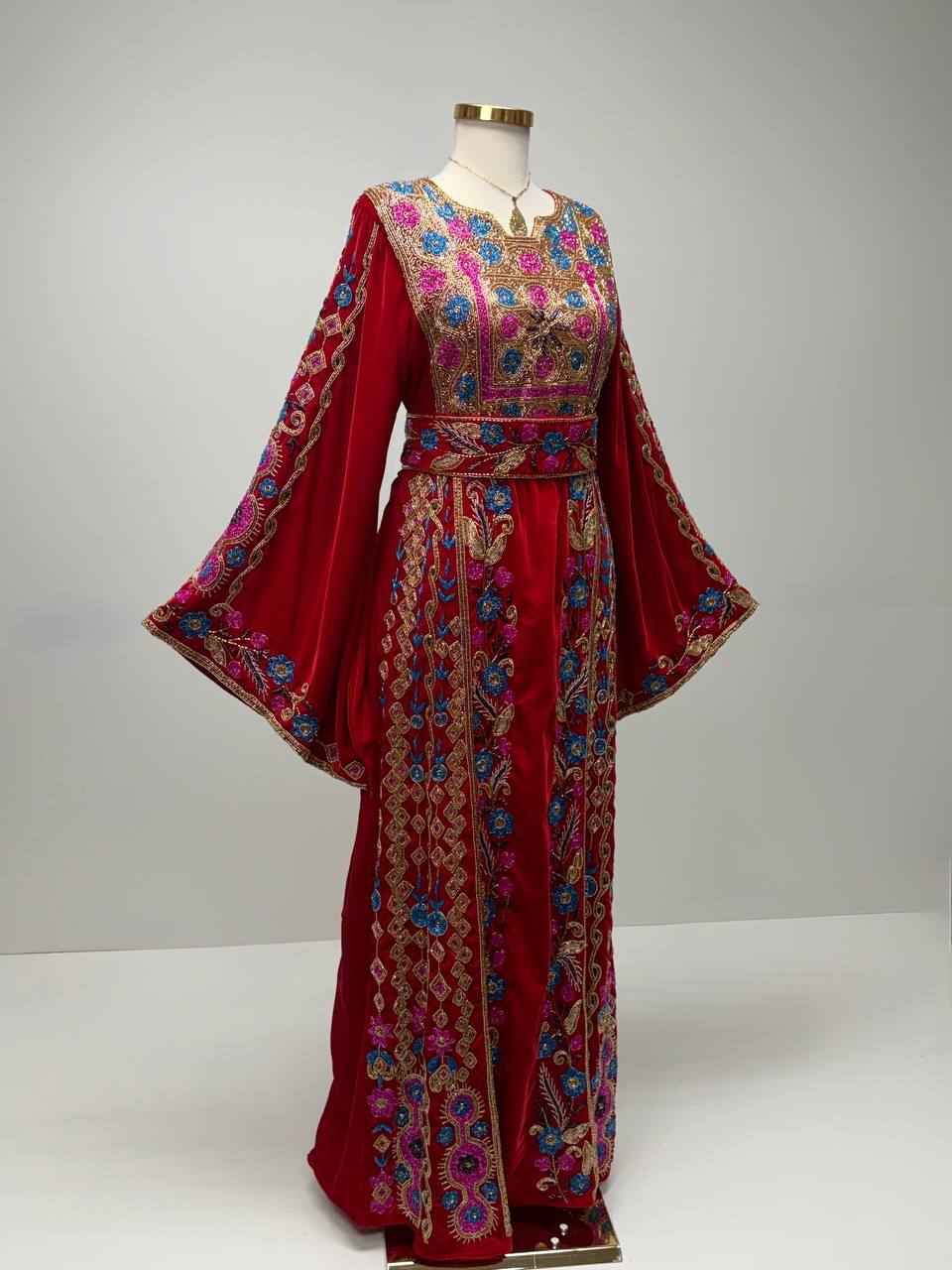 Malikat Al-Ruby – Hand Beaded Velvet Thobe
