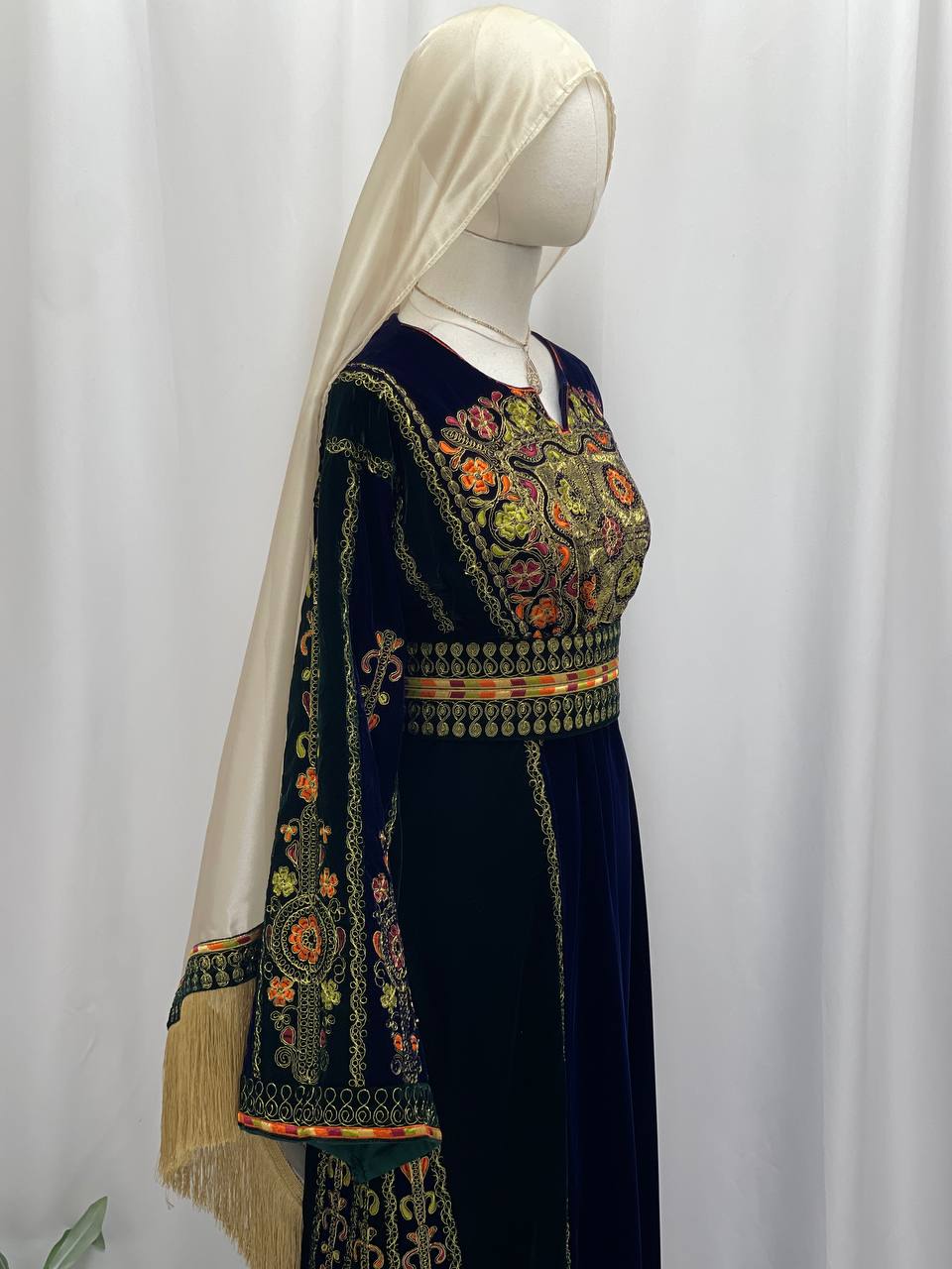 Navy & Emerald Queen Embroidered Velvet Thobe